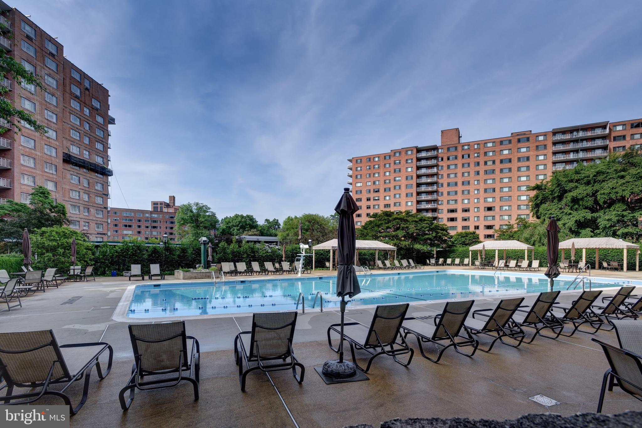 4201 CATHEDRAL AVENUE NW 619W