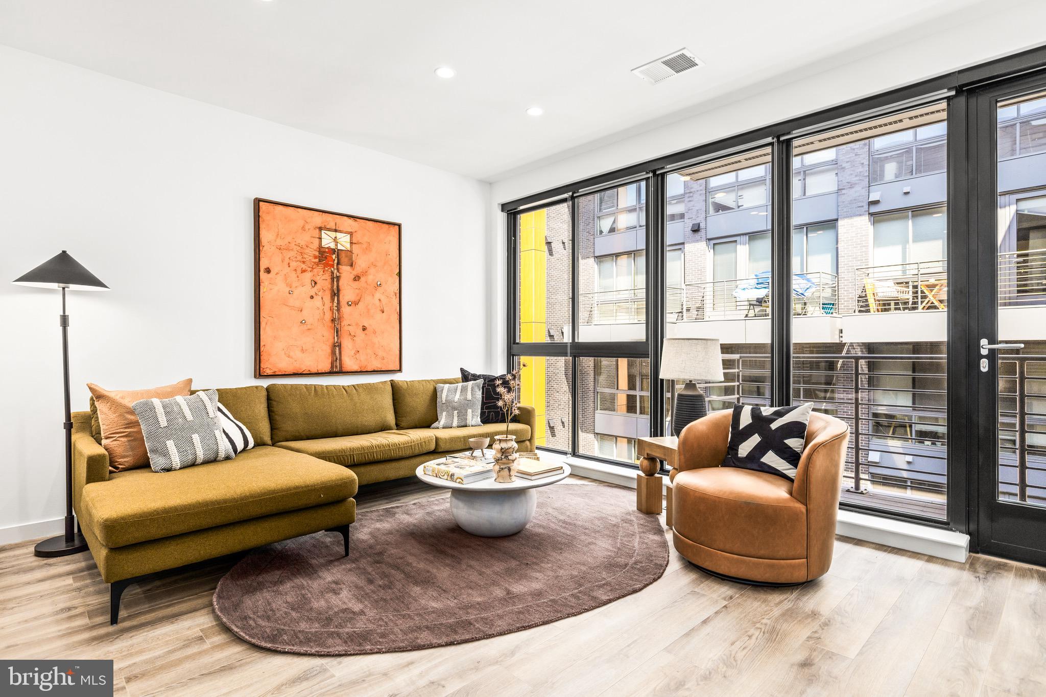 1500 HARRY THOMAS WAY NE 504