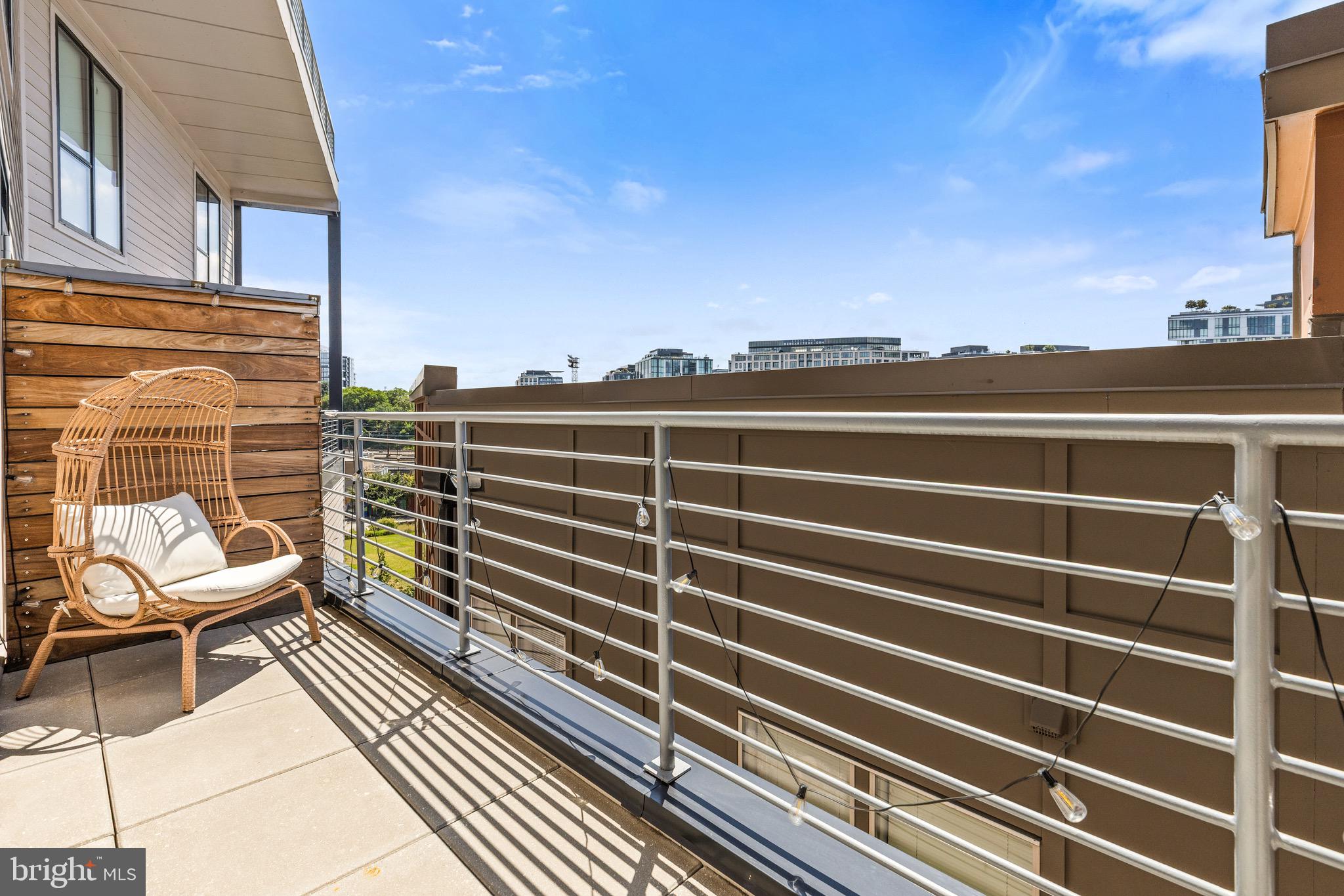 1500 HARRY THOMAS WAY NE 504