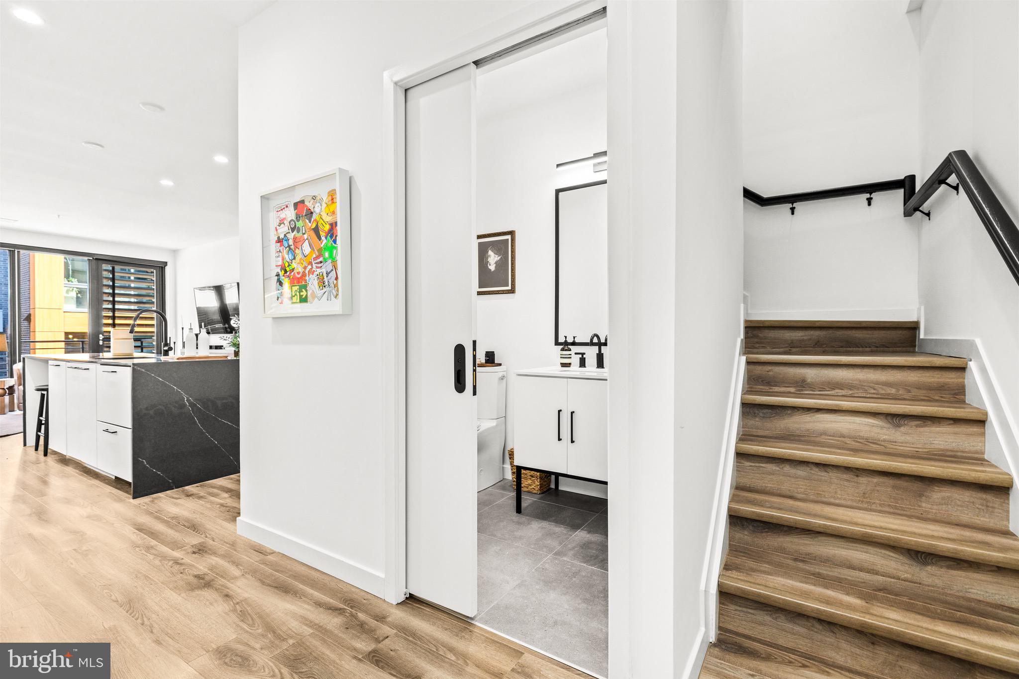 1500 HARRY THOMAS WAY NE 504