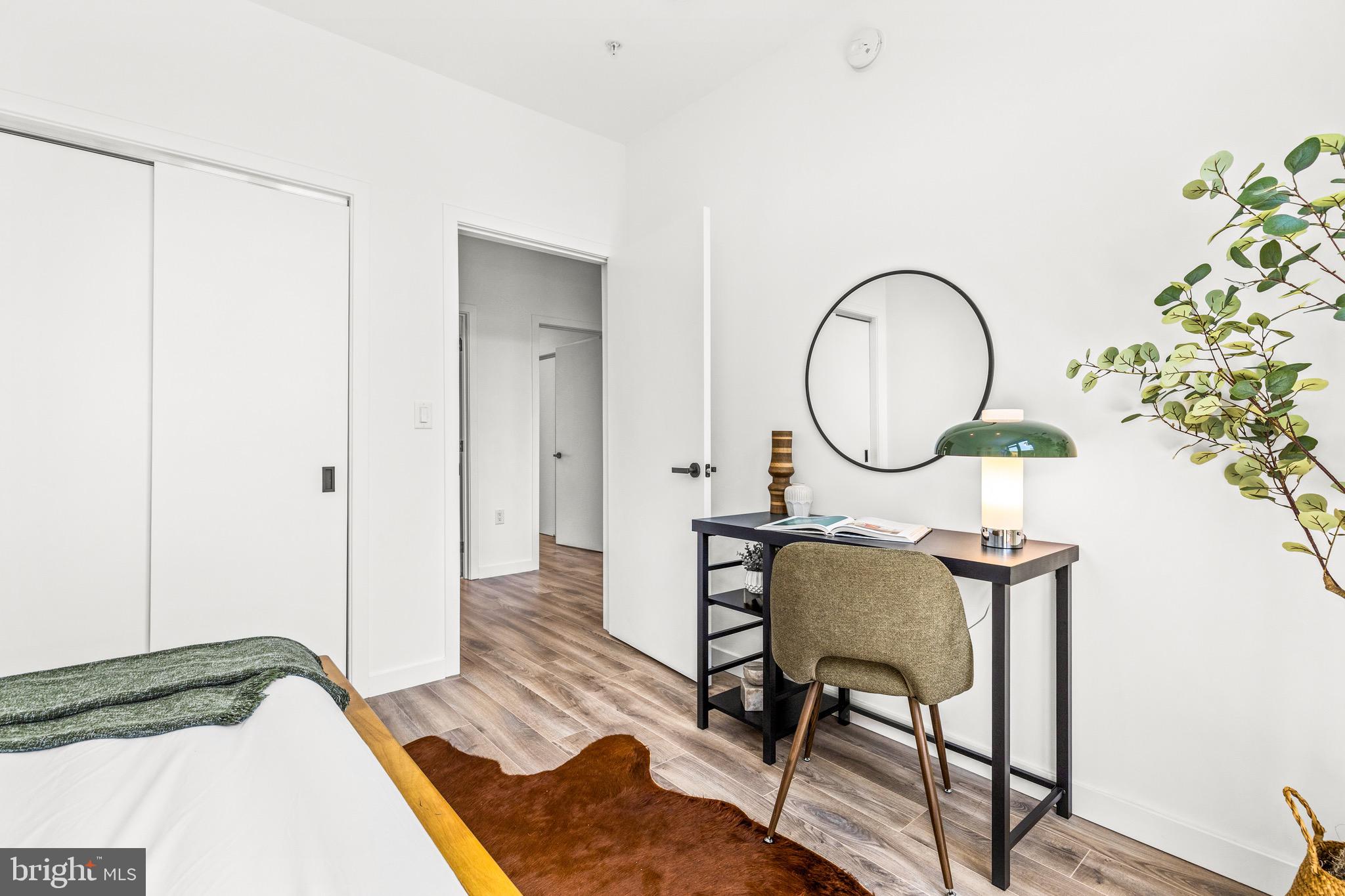 1500 HARRY THOMAS WAY NE 504