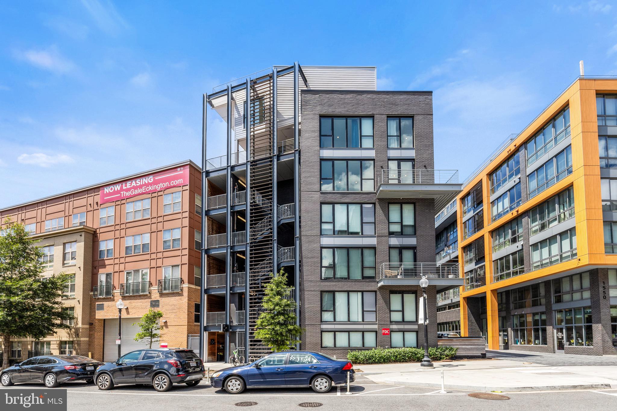 1500 HARRY THOMAS WAY NE 504