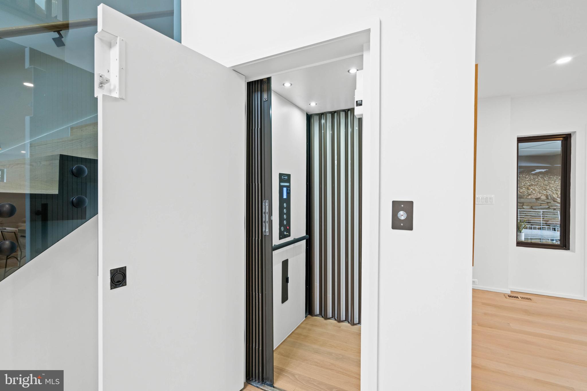 5244 WATSON STREET NW