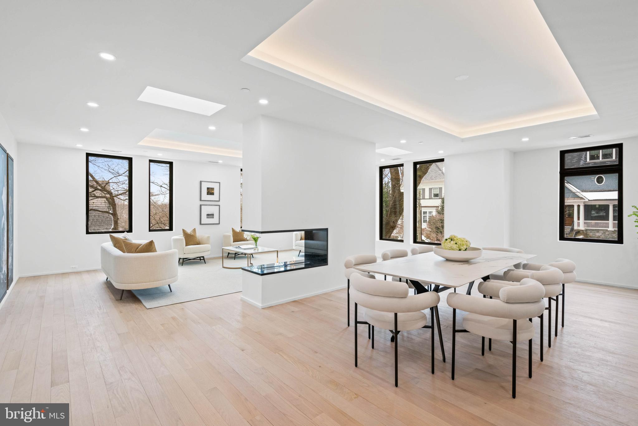 5244 WATSON STREET NW