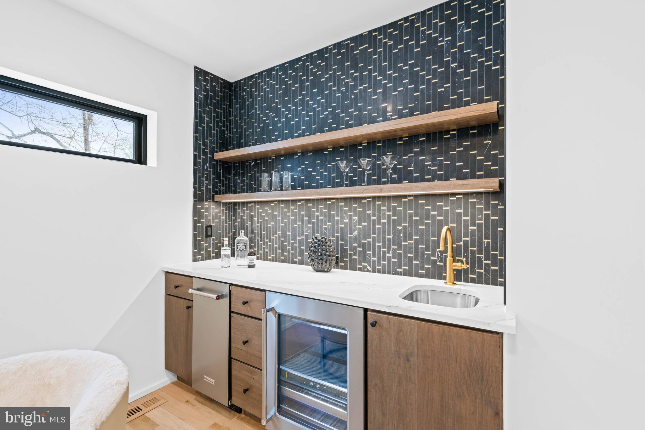 5244 WATSON STREET NW