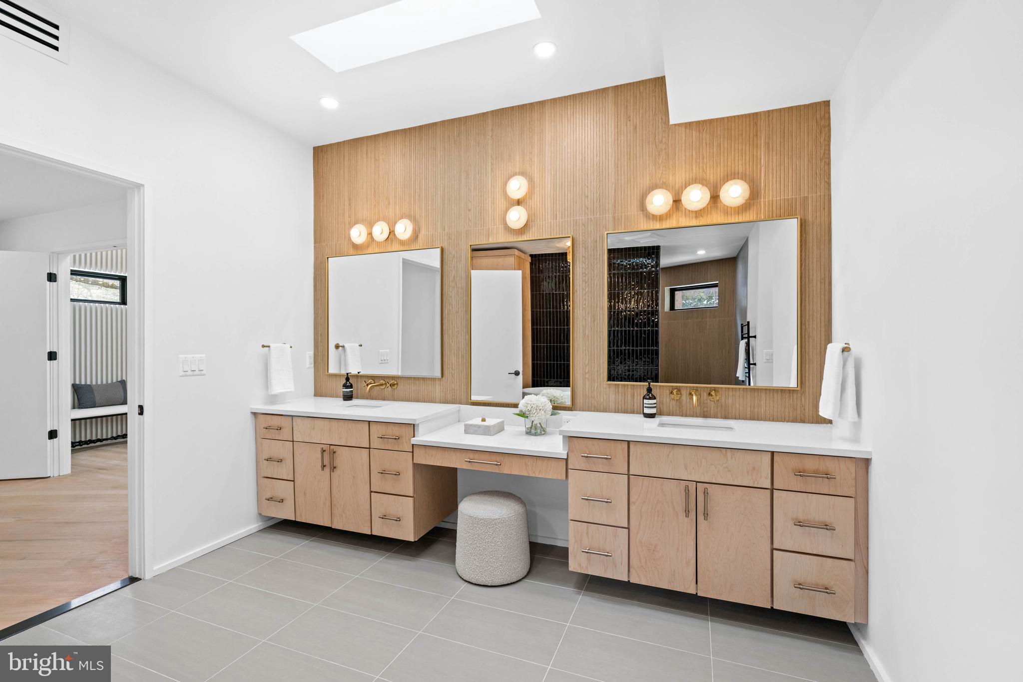 5244 WATSON STREET NW