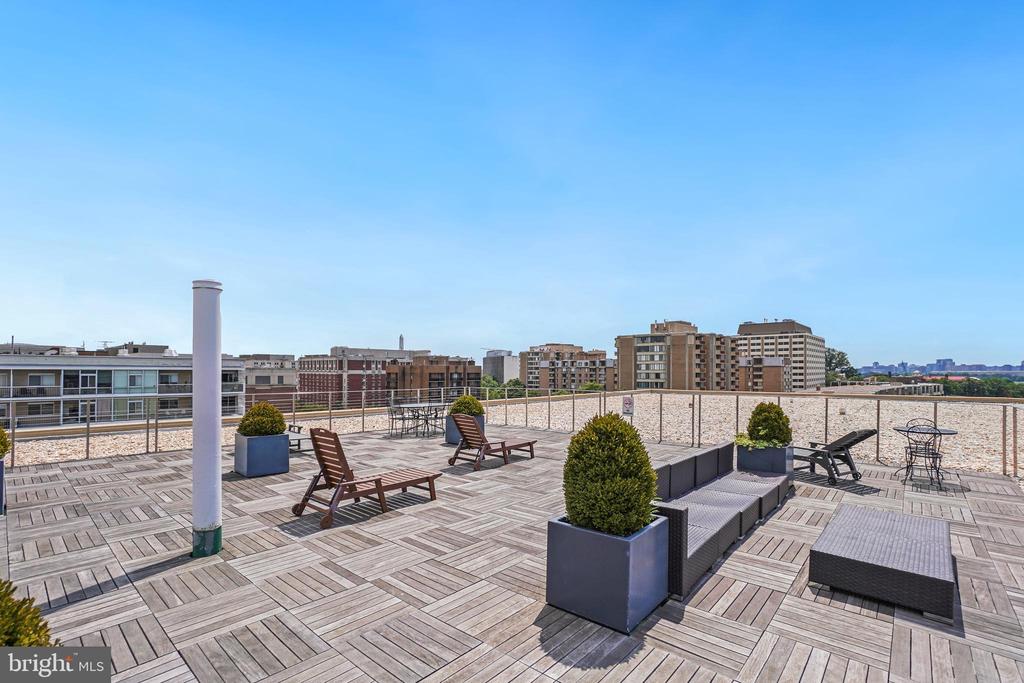 2475 VIRGINIA AVENUE NW 728