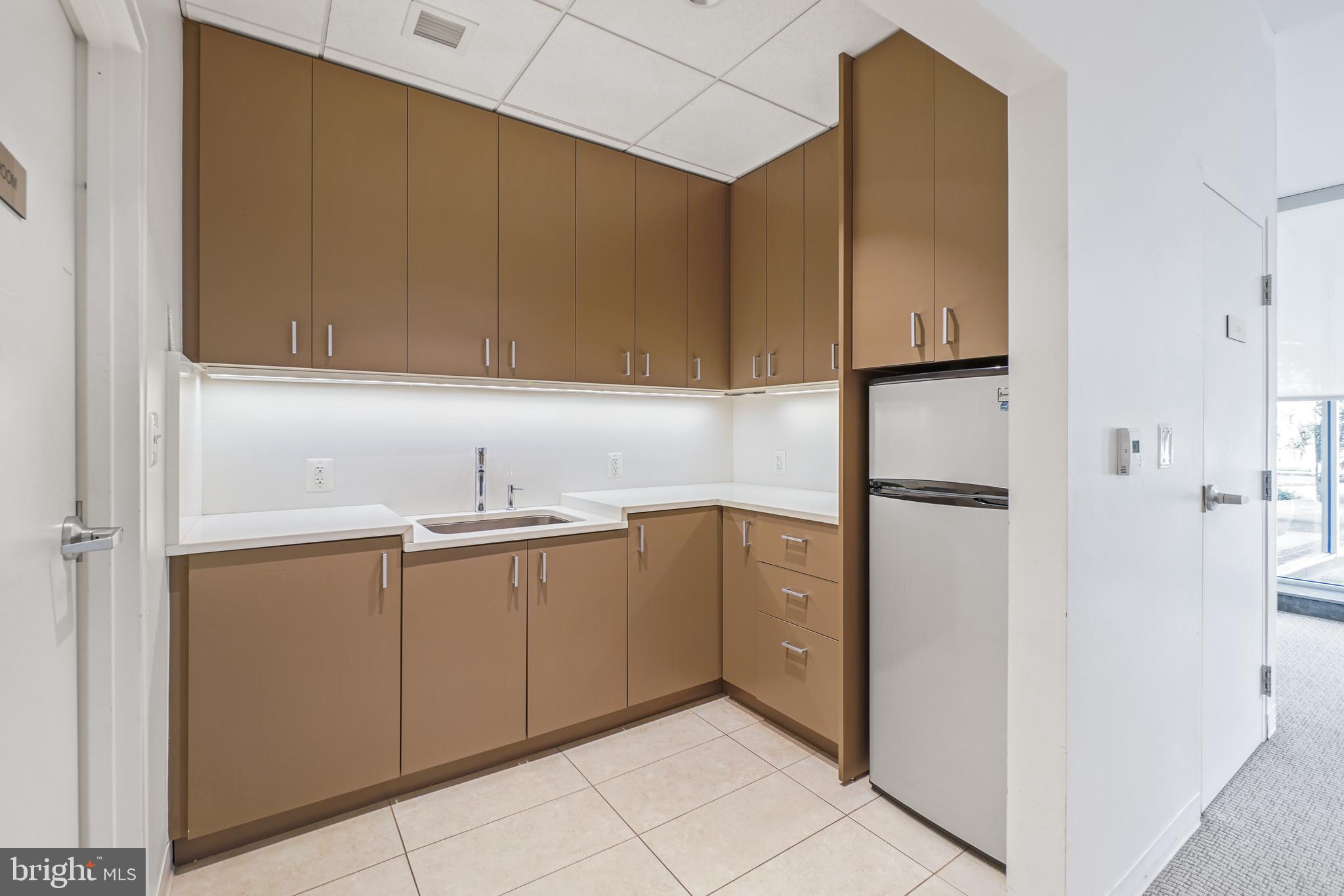 2475 VIRGINIA AVENUE NW 728