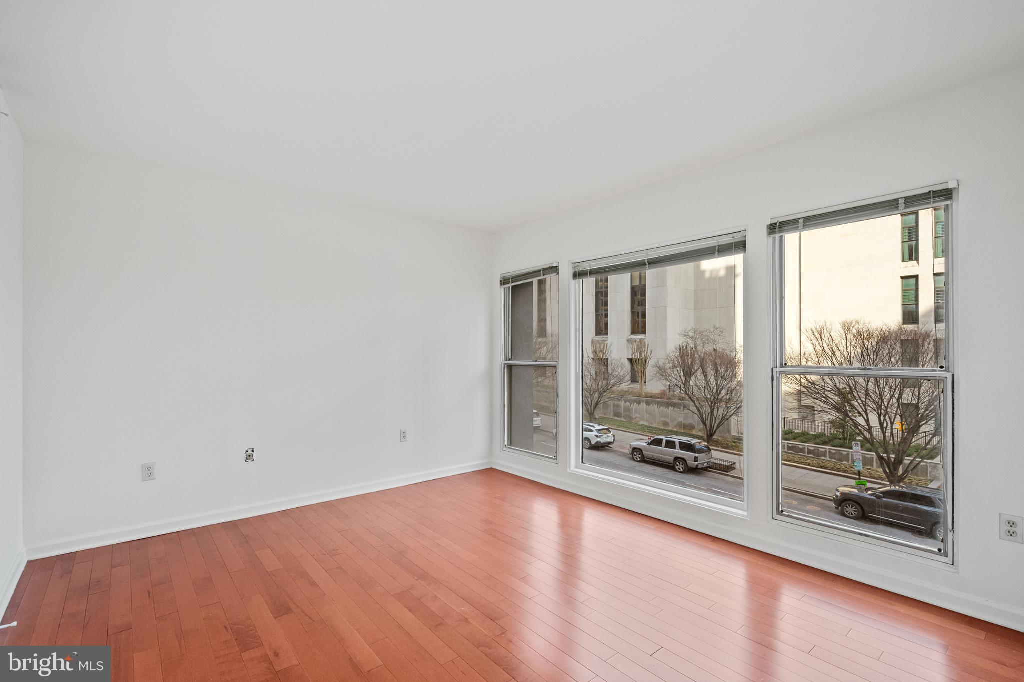 601 PENNSYLVANIA AVENUE NW 212