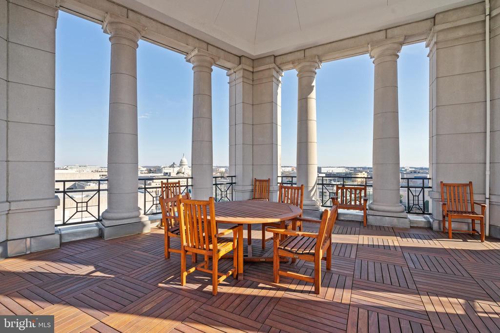601 PENNSYLVANIA AVENUE NW 212