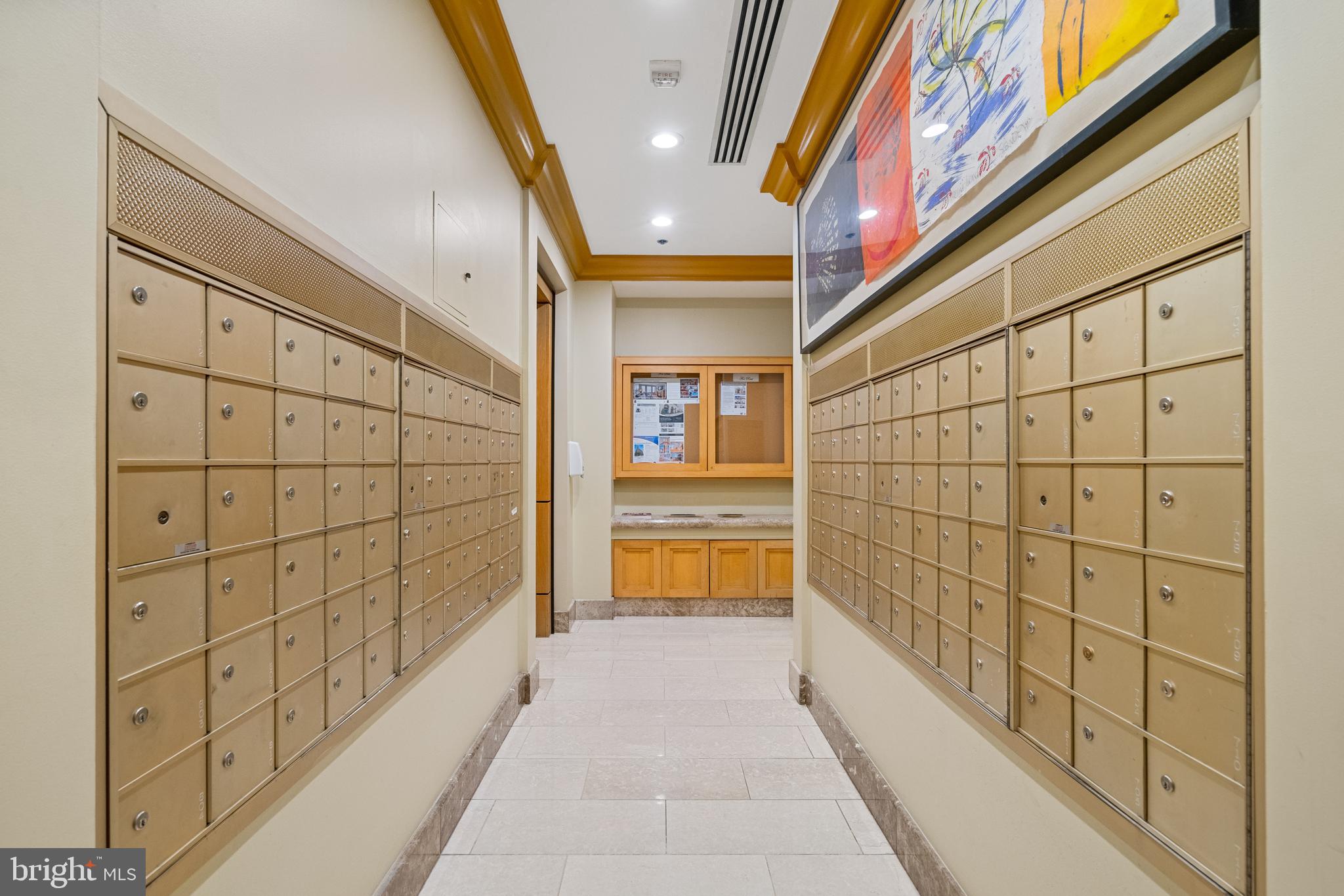 601 PENNSYLVANIA AVENUE NW 212