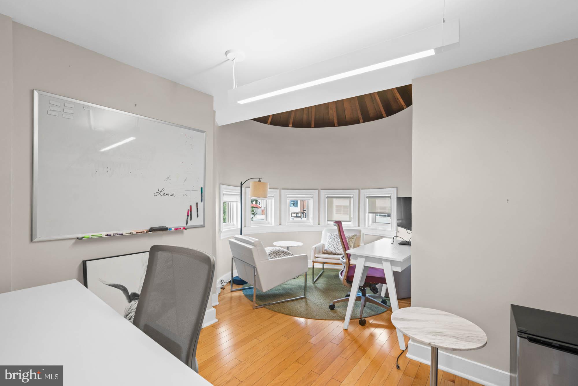 2008 HILLYER PLACE NW