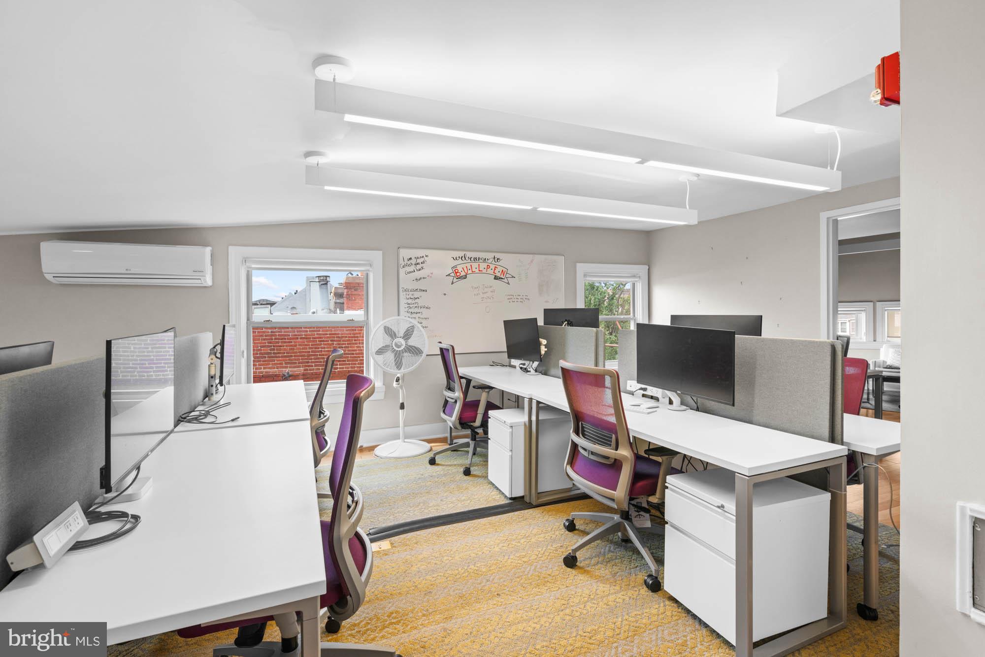 2008 HILLYER PLACE NW