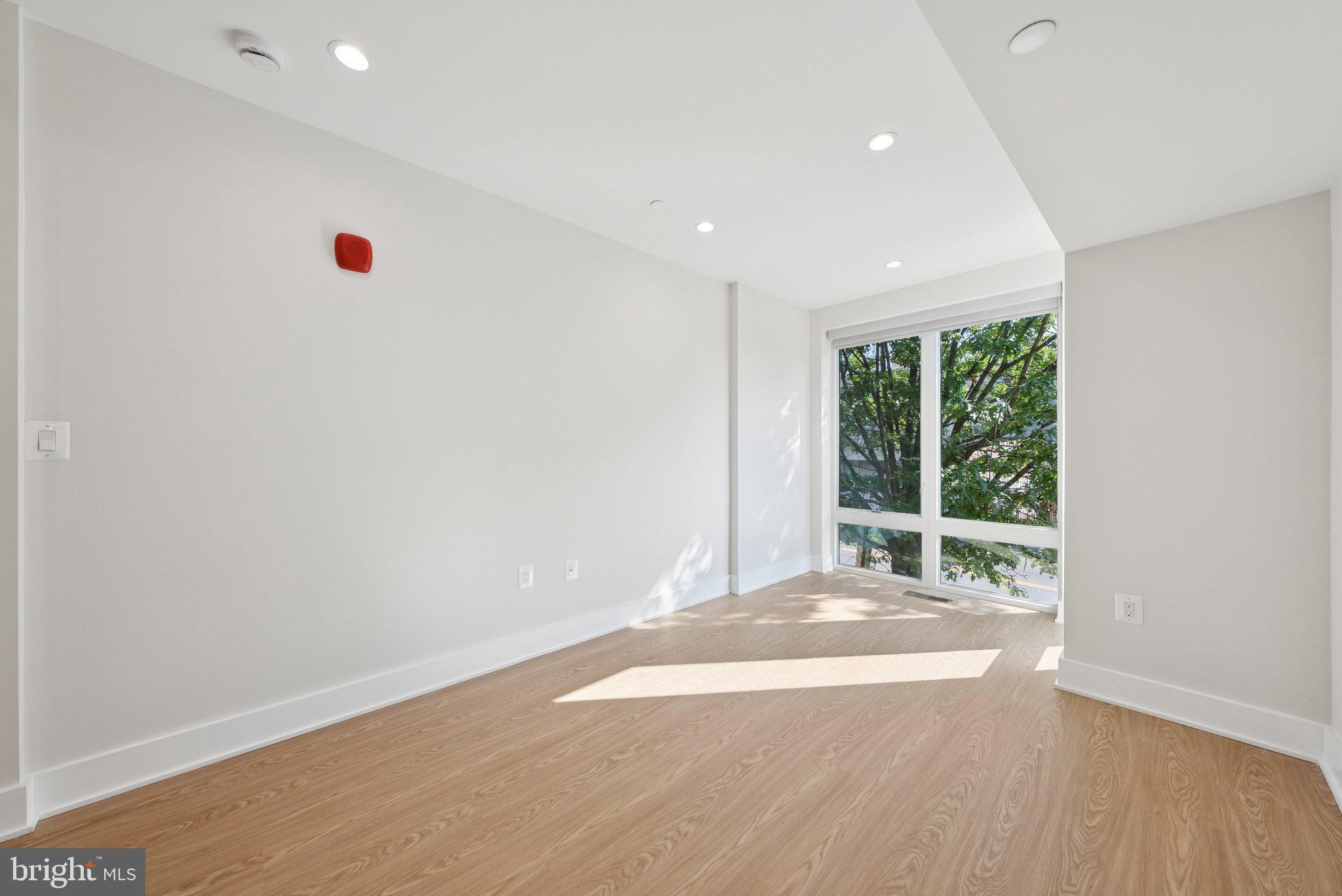 2134 WISCONSIN AVENUE NW 3