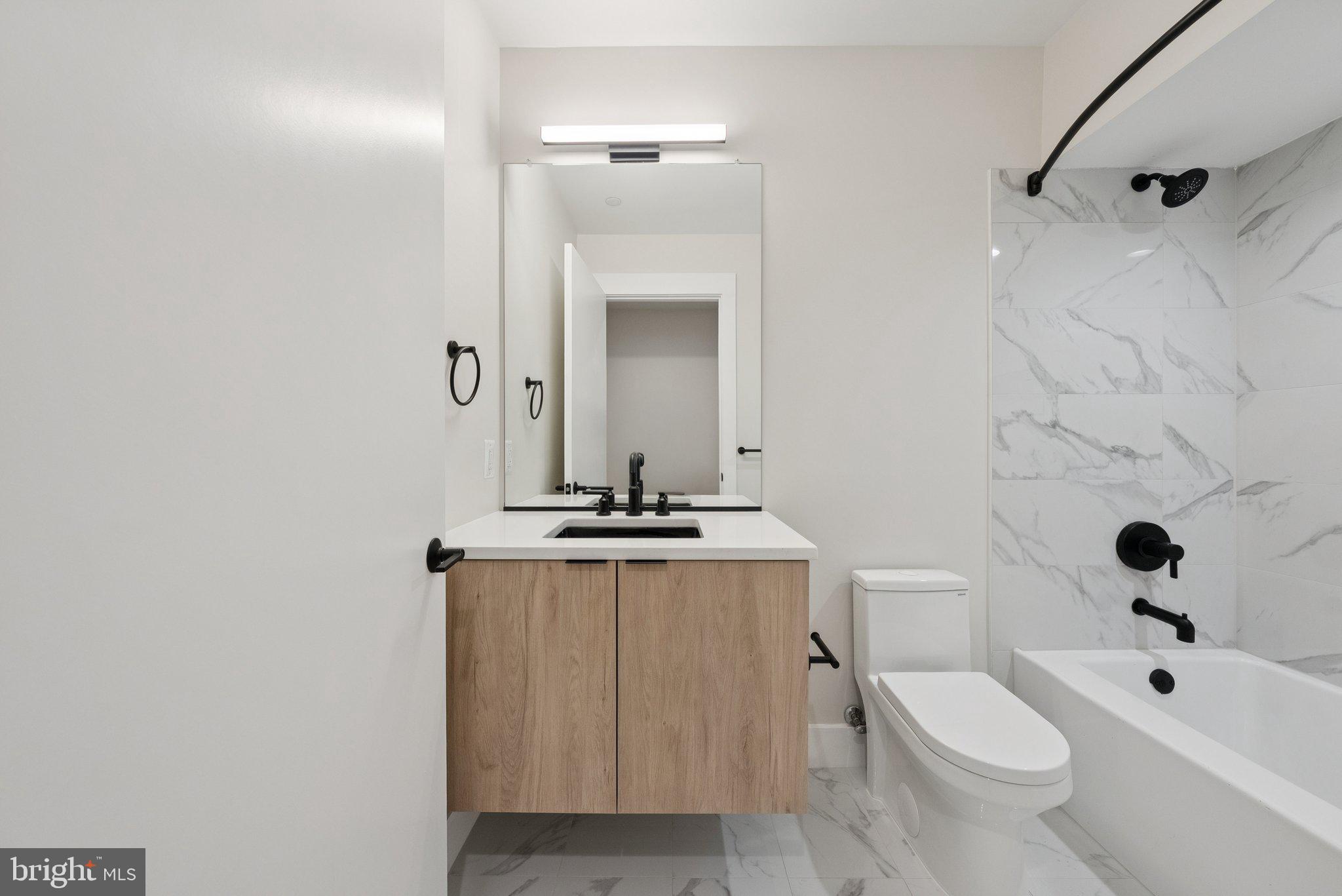 2134 WISCONSIN AVENUE NW 3