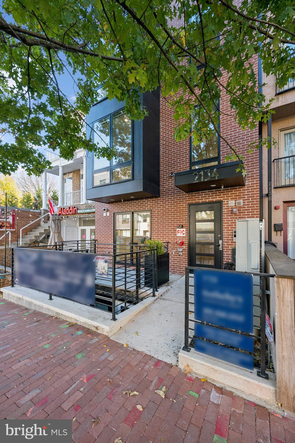 2134 WISCONSIN AVENUE NW 4