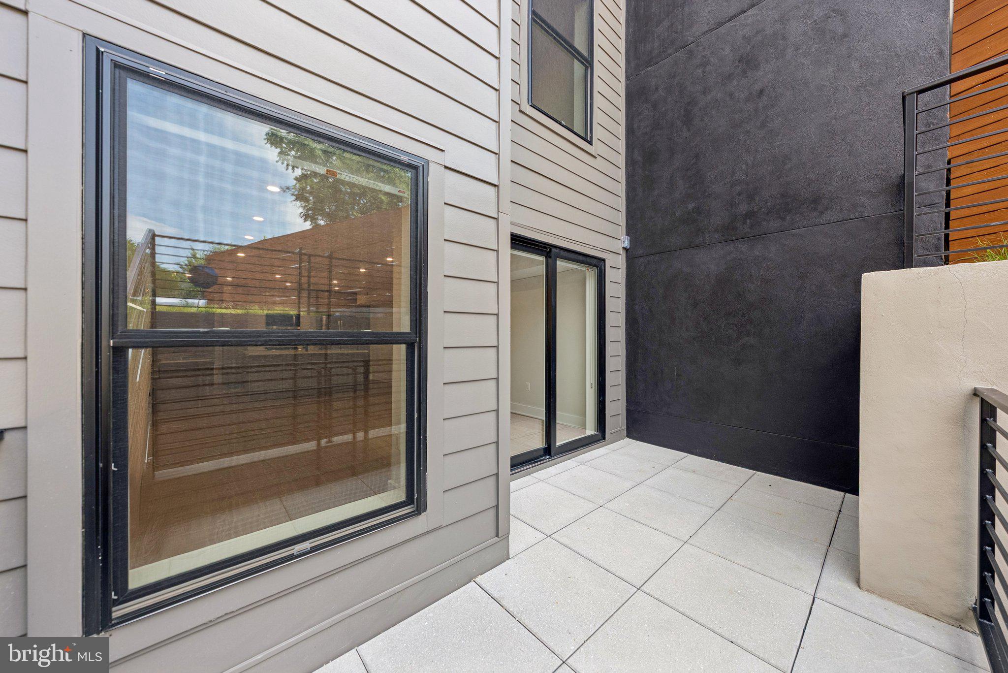 2134 WISCONSIN AVENUE NW 4