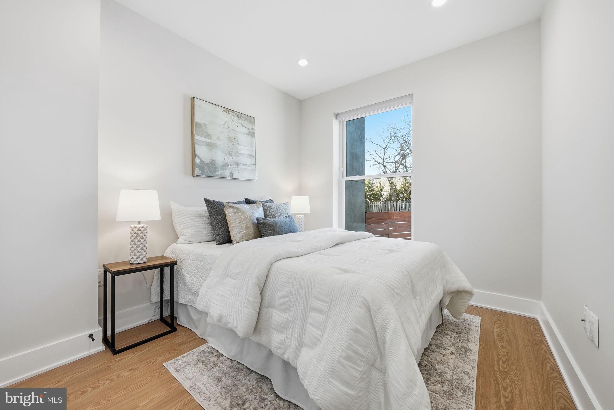 2134 WISCONSIN AVENUE NW 4