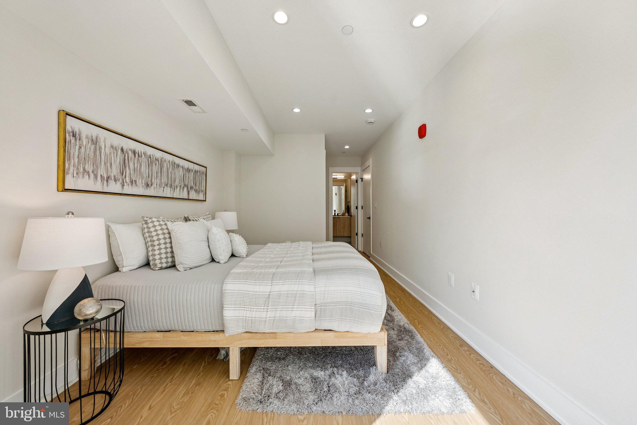 2134 WISCONSIN AVENUE NW 5