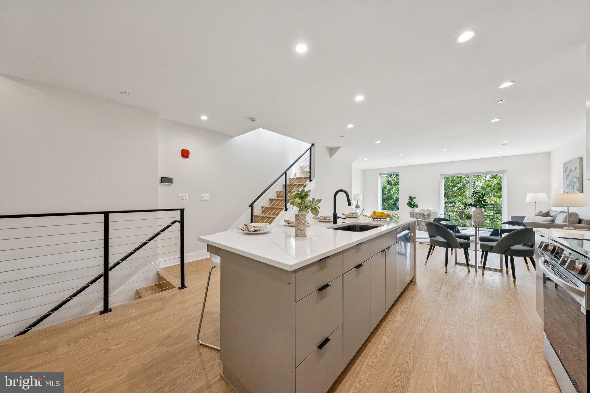 2134 WISCONSIN AVENUE NW 5