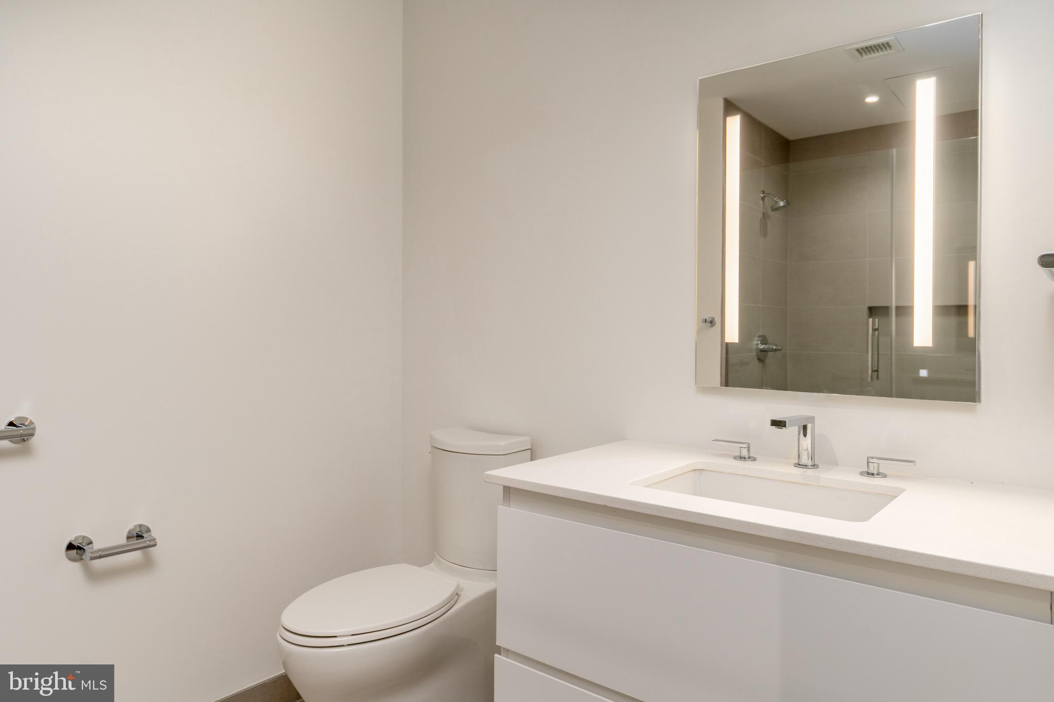 1630 COLUMBIA ROAD NW 215