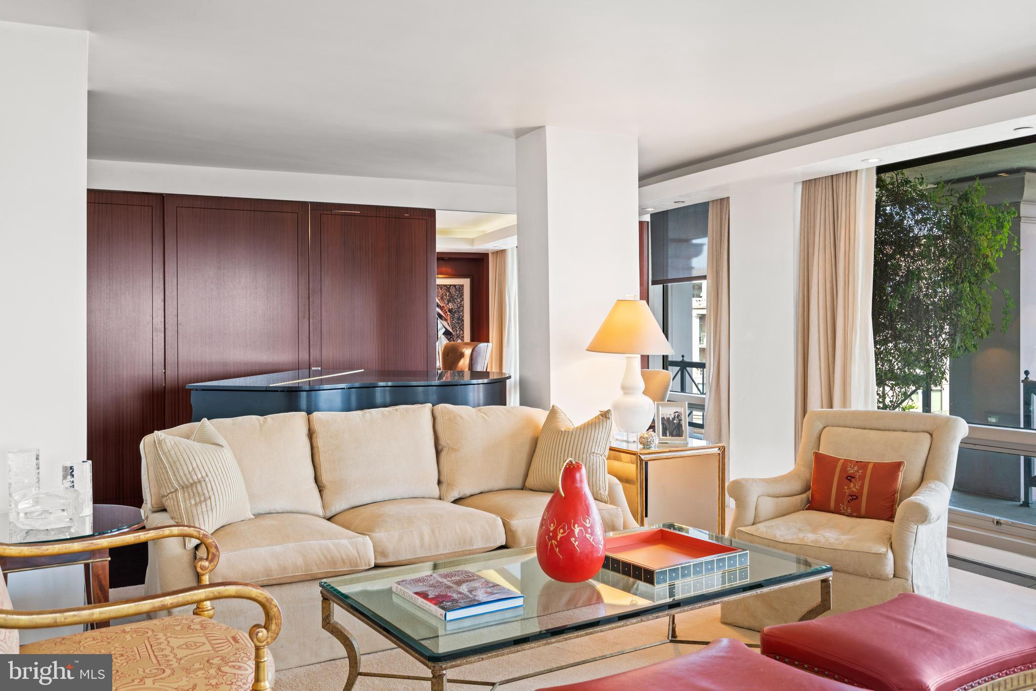 801 PENNSYLVANIA AVENUE NW 1218