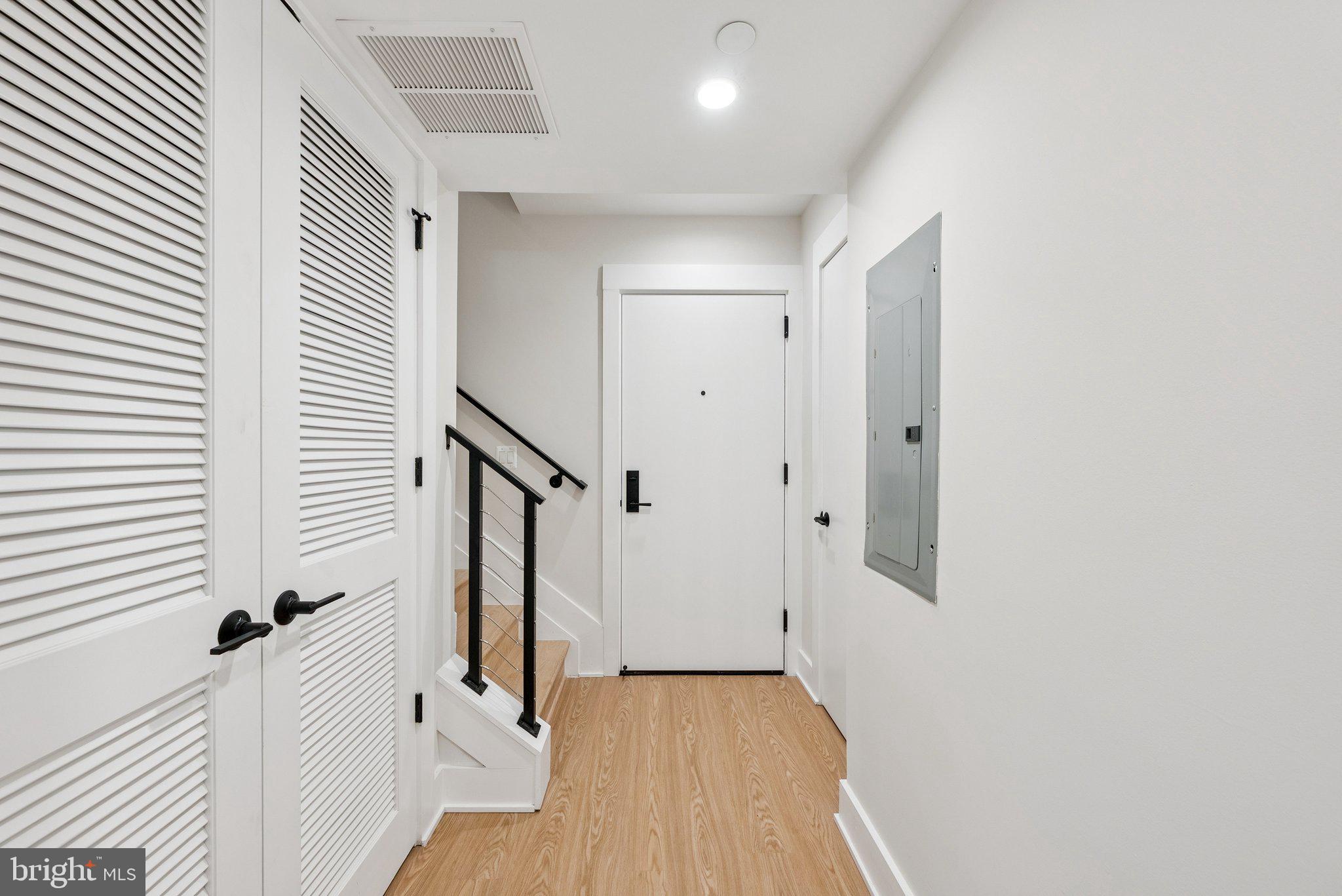 2134 WISCONSIN AVENUE NW 6