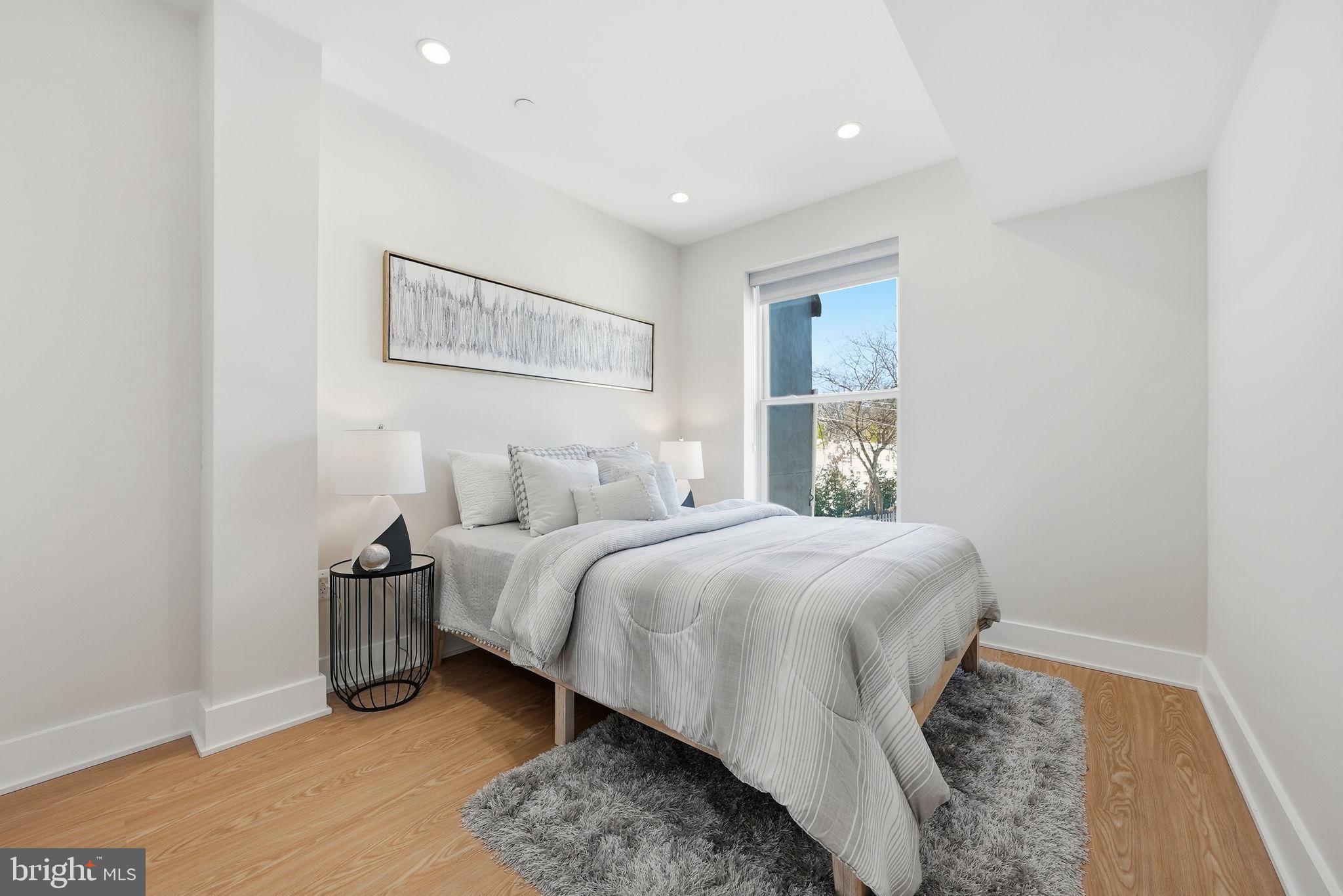 2134 WISCONSIN AVENUE NW 6