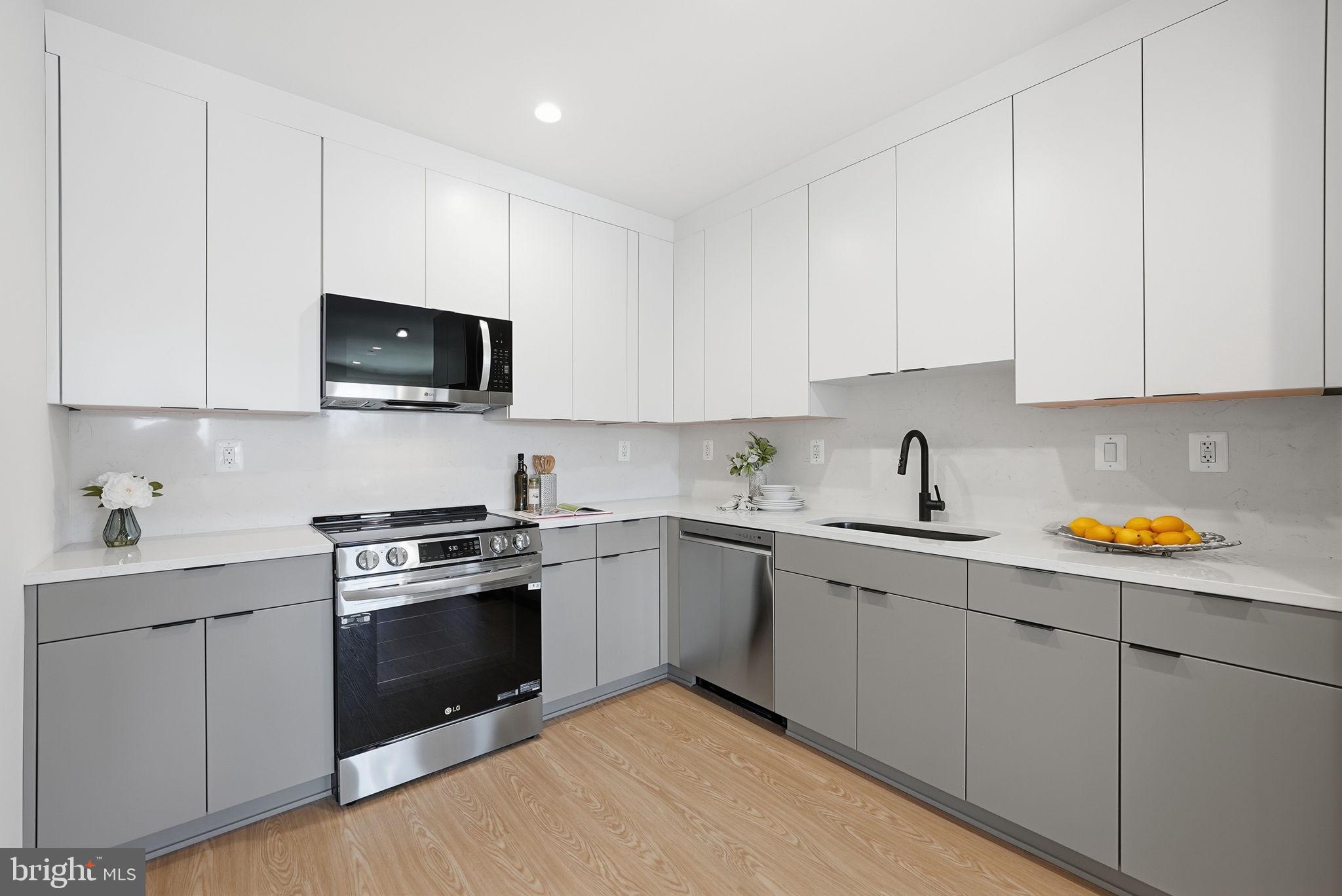 2134 WISCONSIN AVENUE NW 6