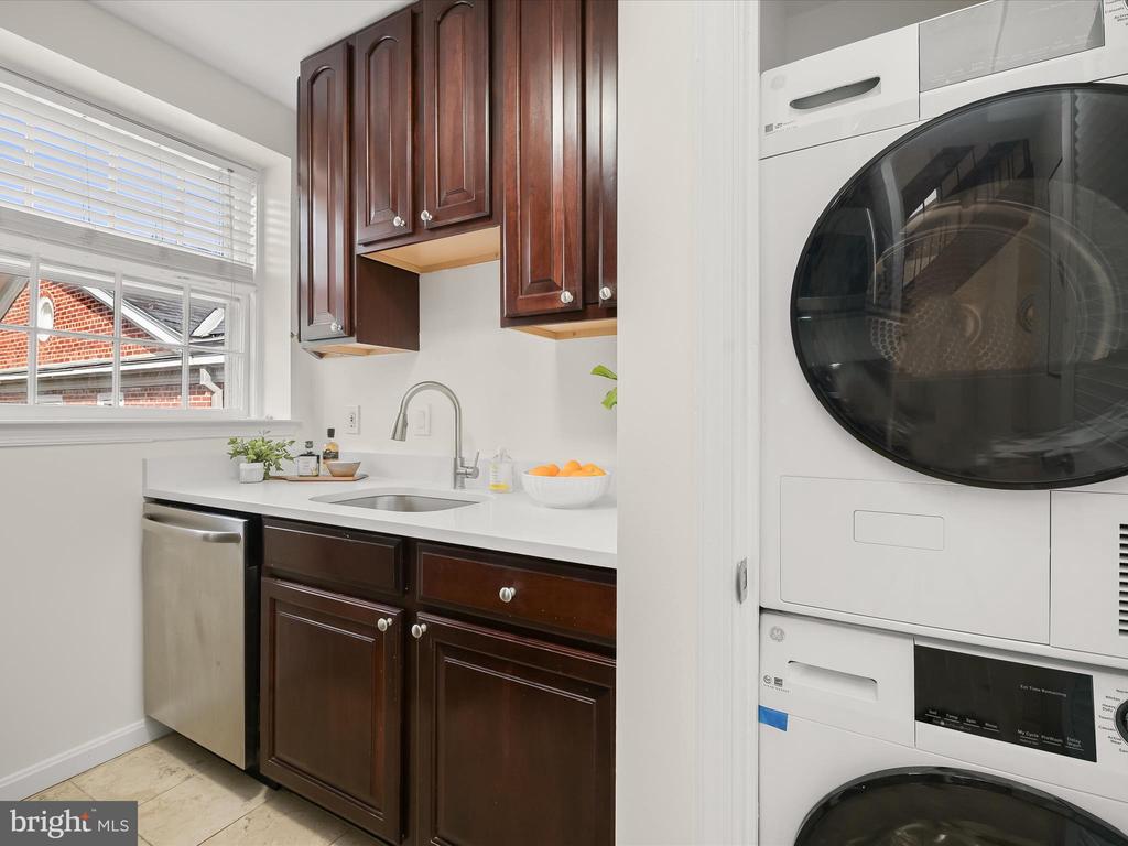 3450 38TH STREET NW F408