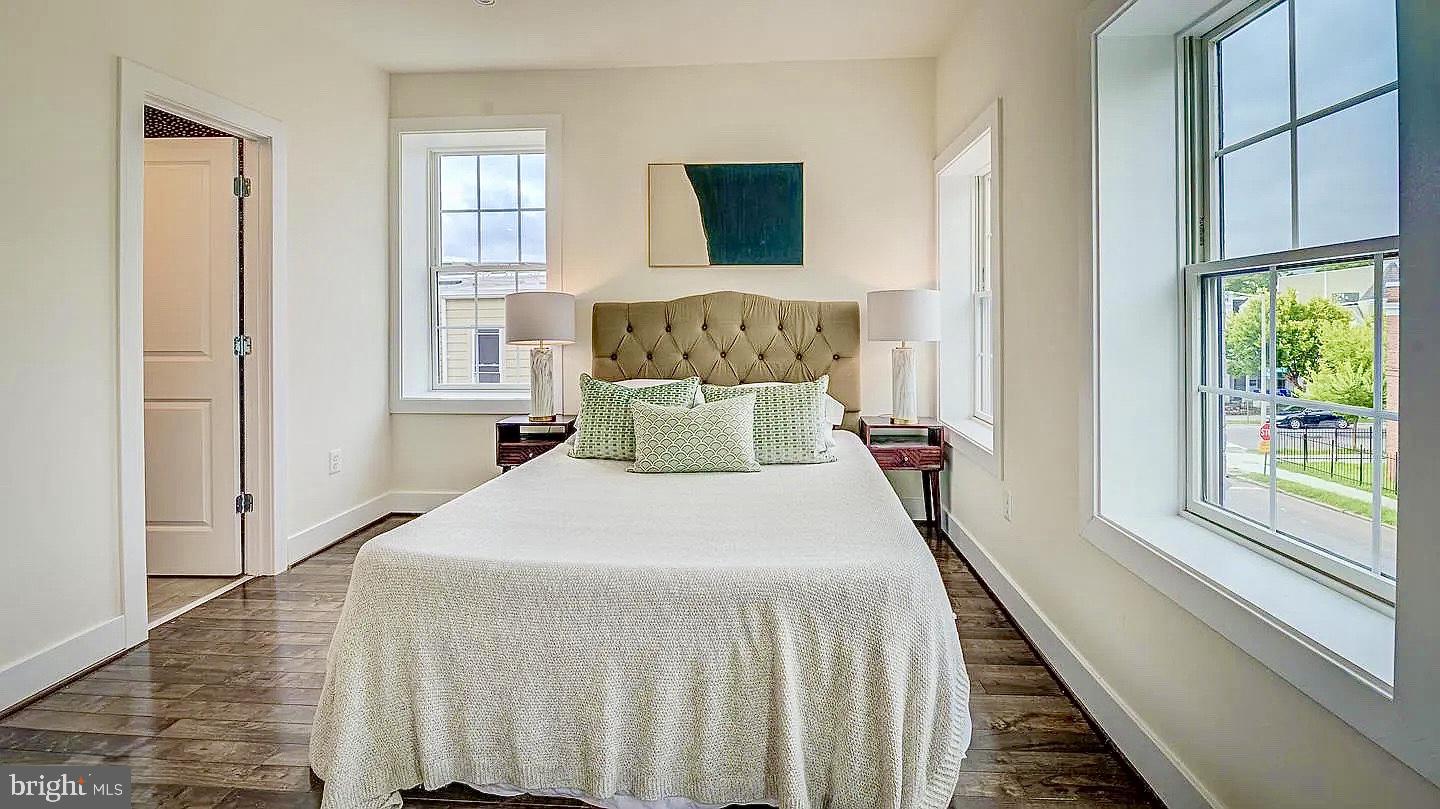 1209 OATES STREET NE 1