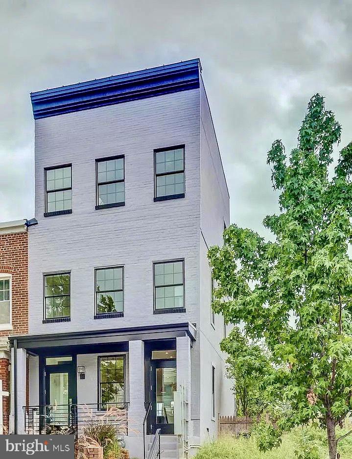 1209 OATES STREET NE 1