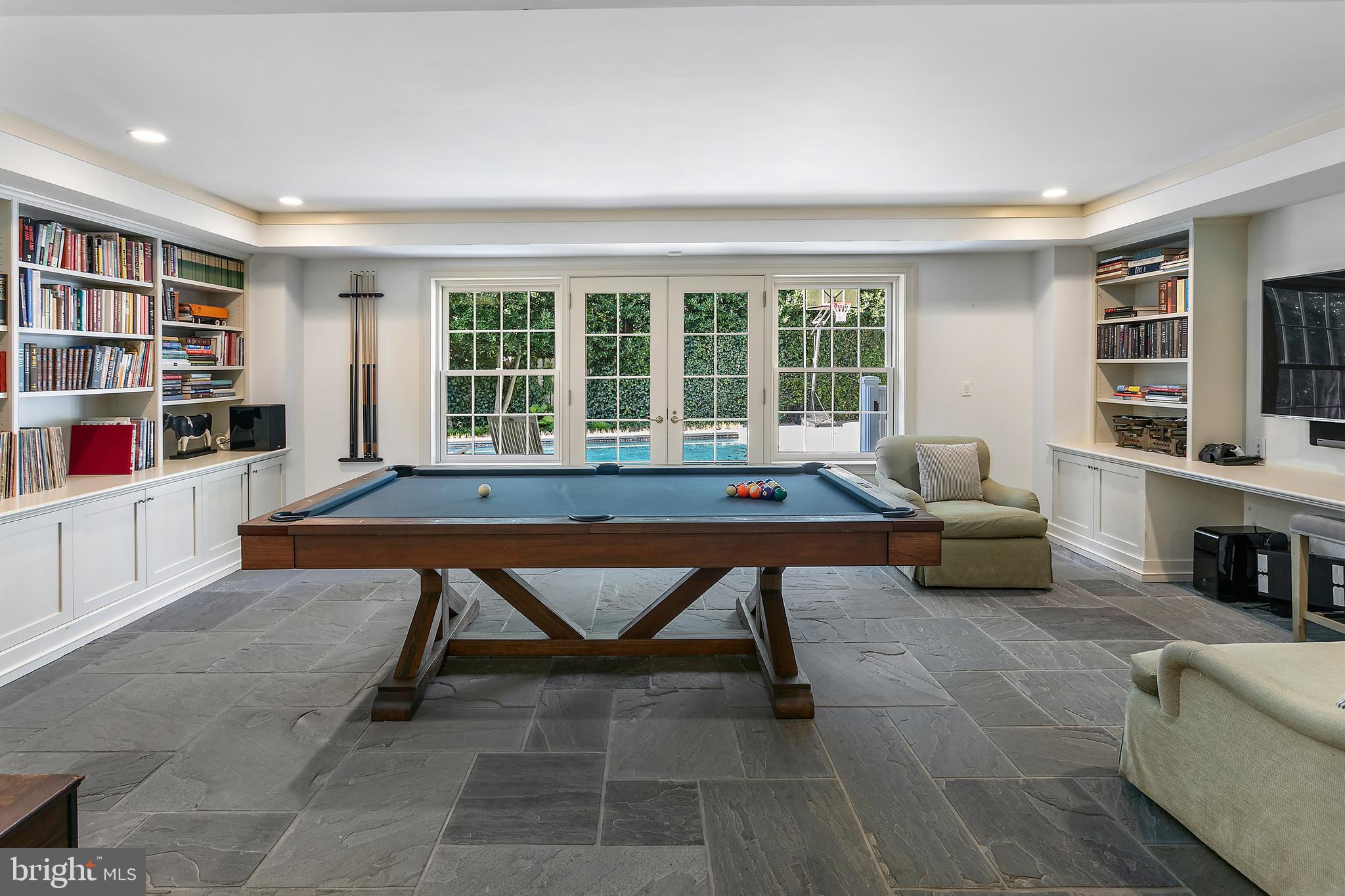 2824 CHAIN BRIDGE ROAD NW