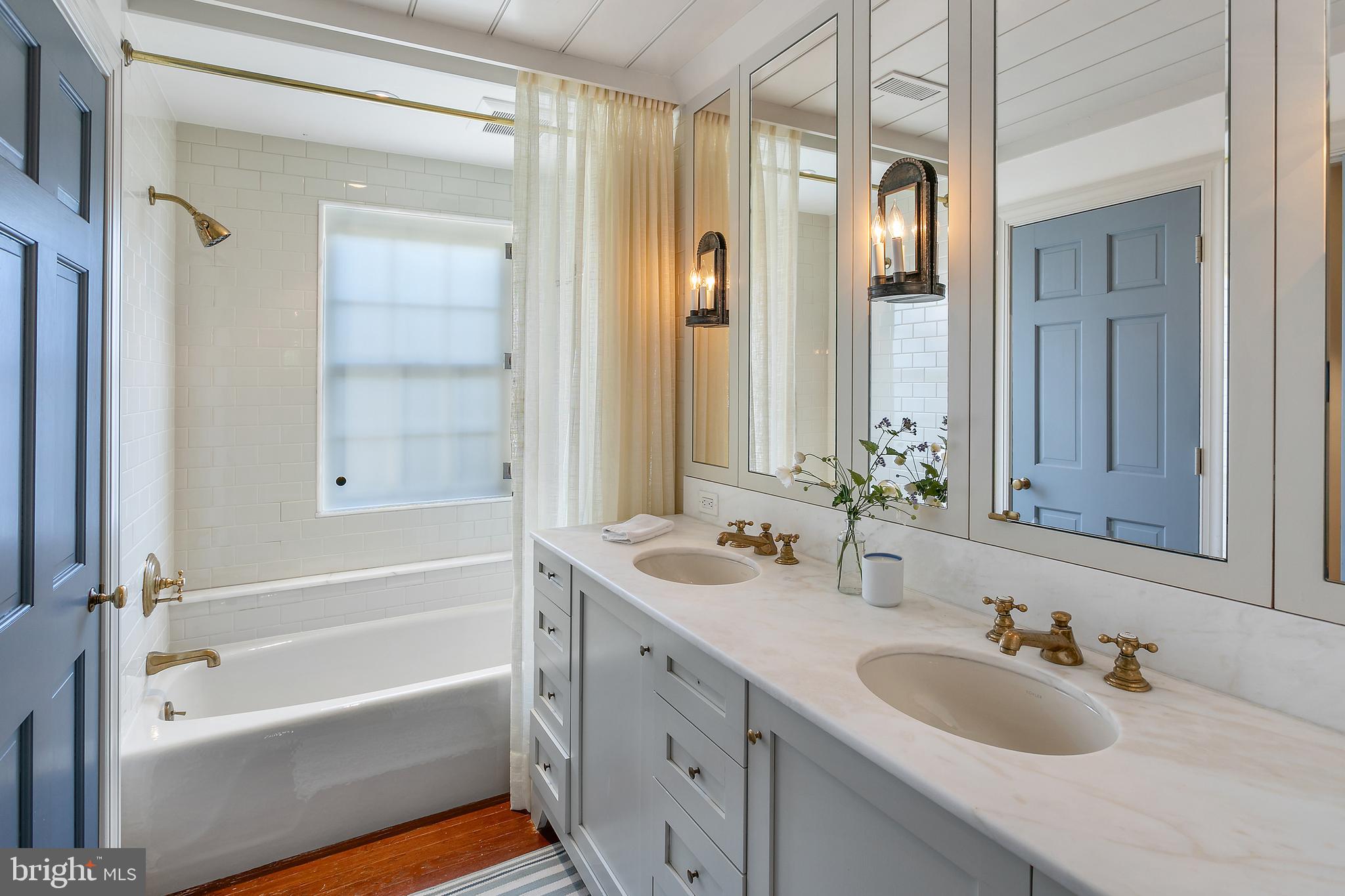 2824 CHAIN BRIDGE ROAD NW