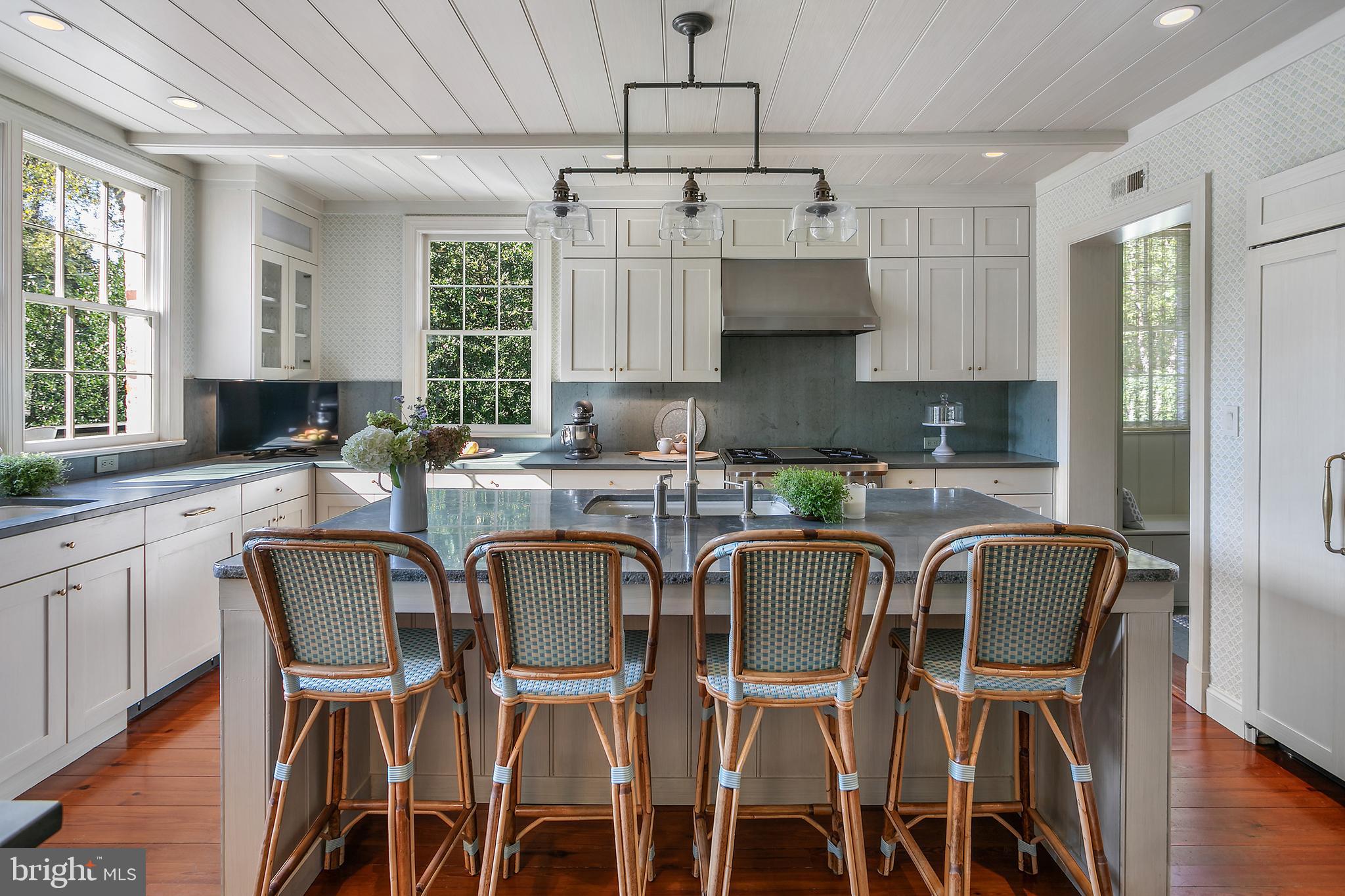 2824 CHAIN BRIDGE ROAD NW