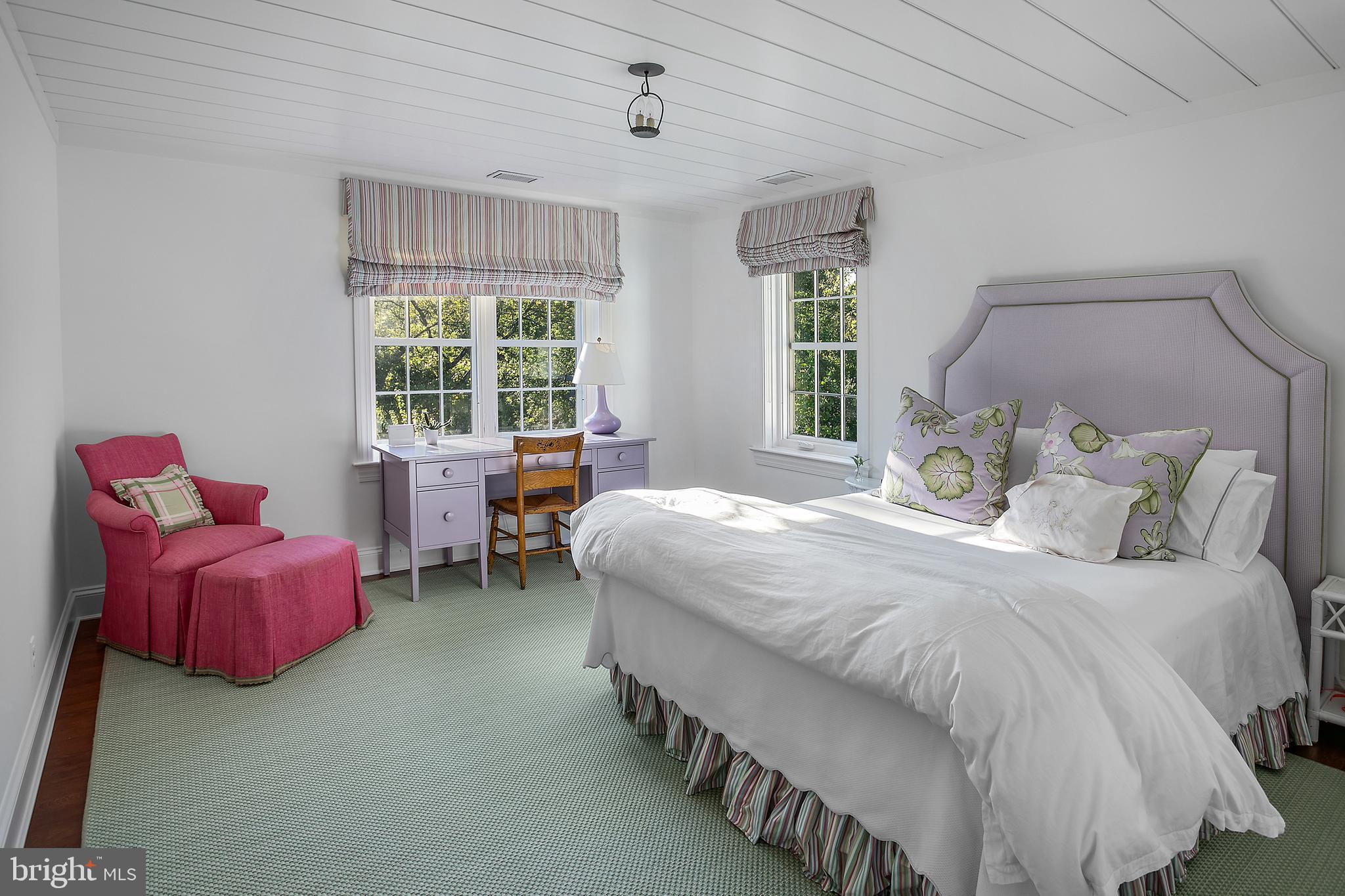 2824 CHAIN BRIDGE ROAD NW