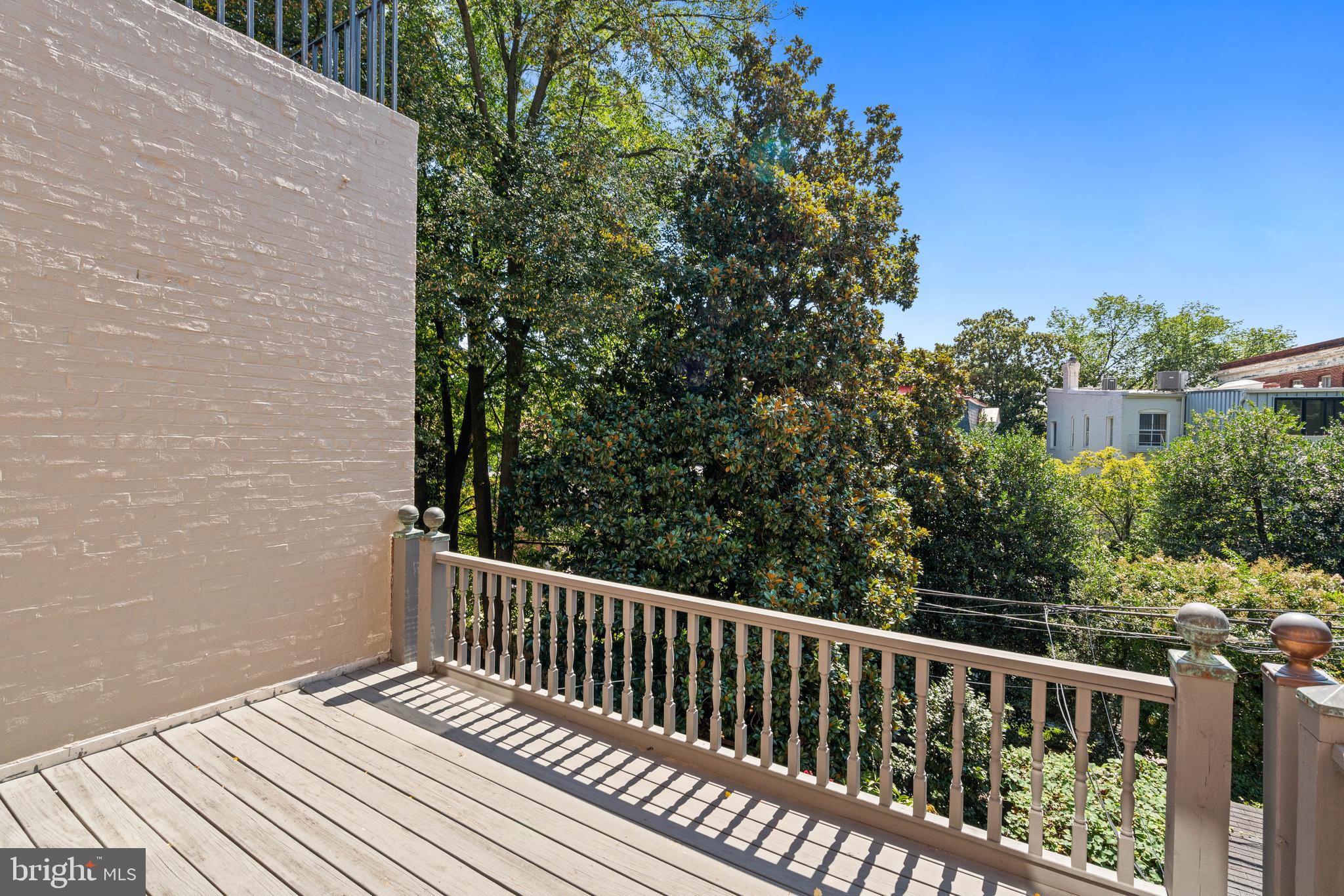 3040 CAMBRIDGE PLACE NW