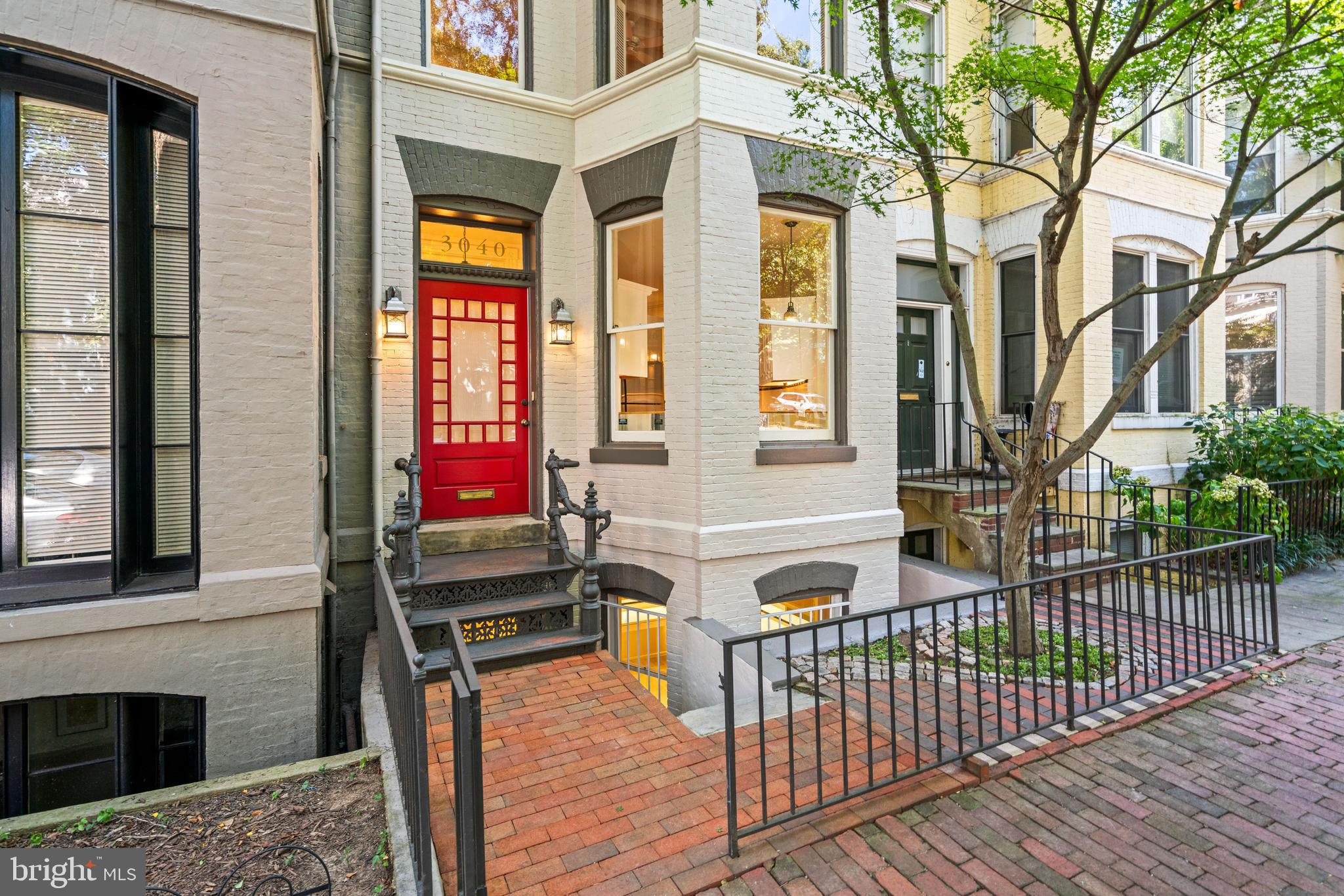 3040 CAMBRIDGE PLACE NW