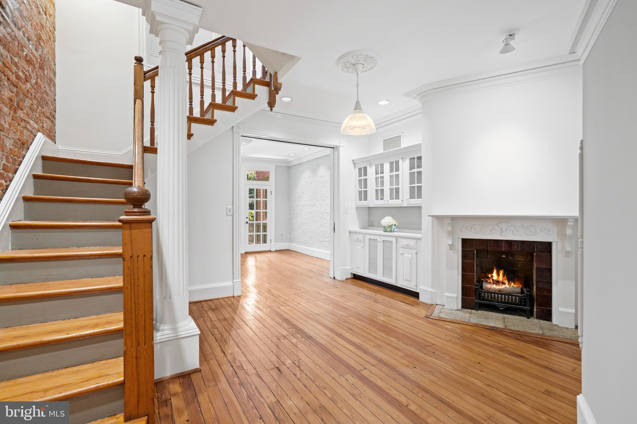 3040 CAMBRIDGE PLACE NW