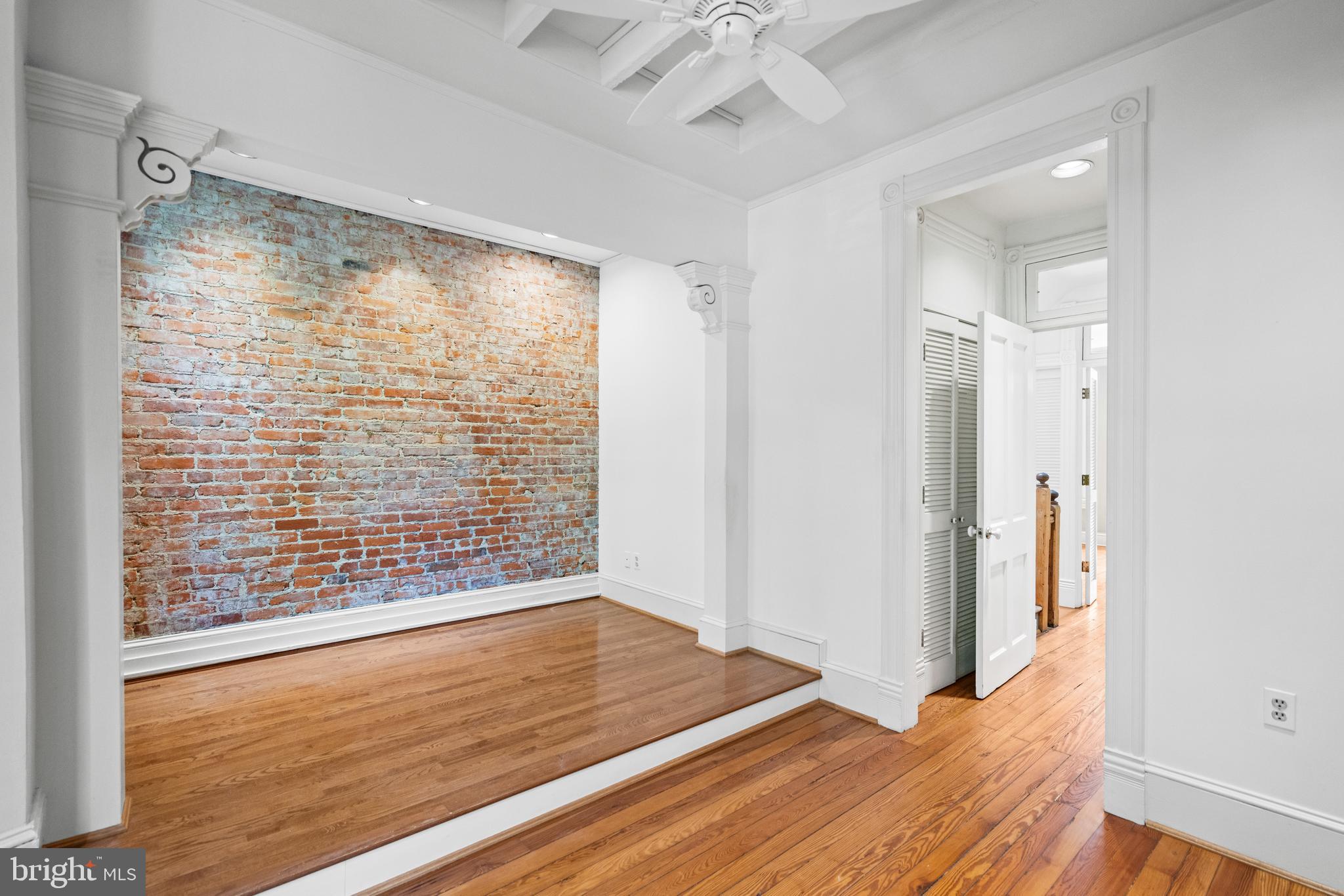 3040 CAMBRIDGE PLACE NW