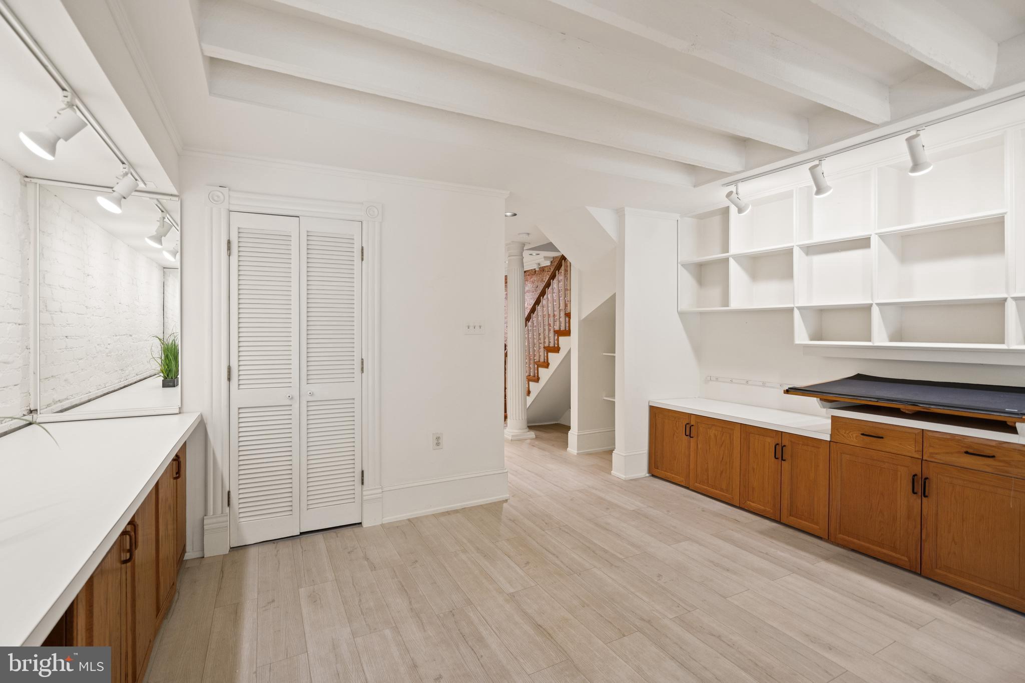 3040 CAMBRIDGE PLACE NW