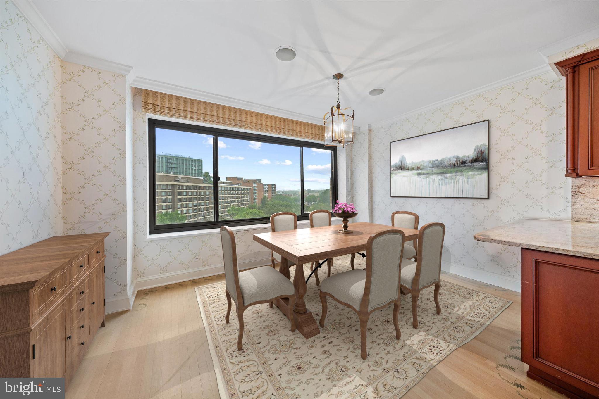 2700 CALVERT STREET NW 812/818