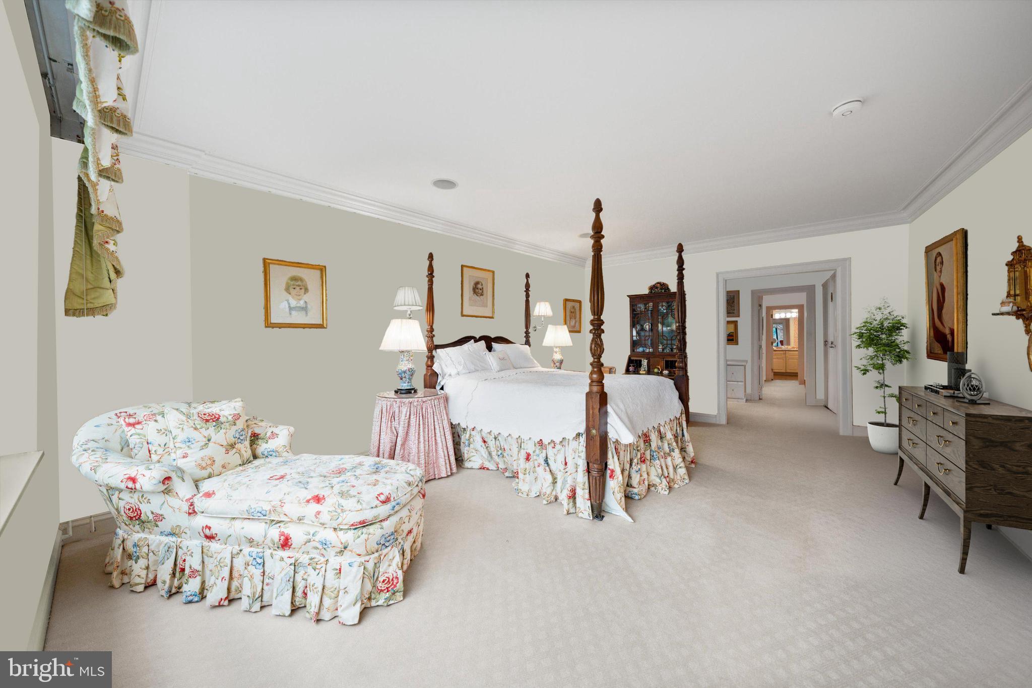 2700 CALVERT STREET NW 812/818