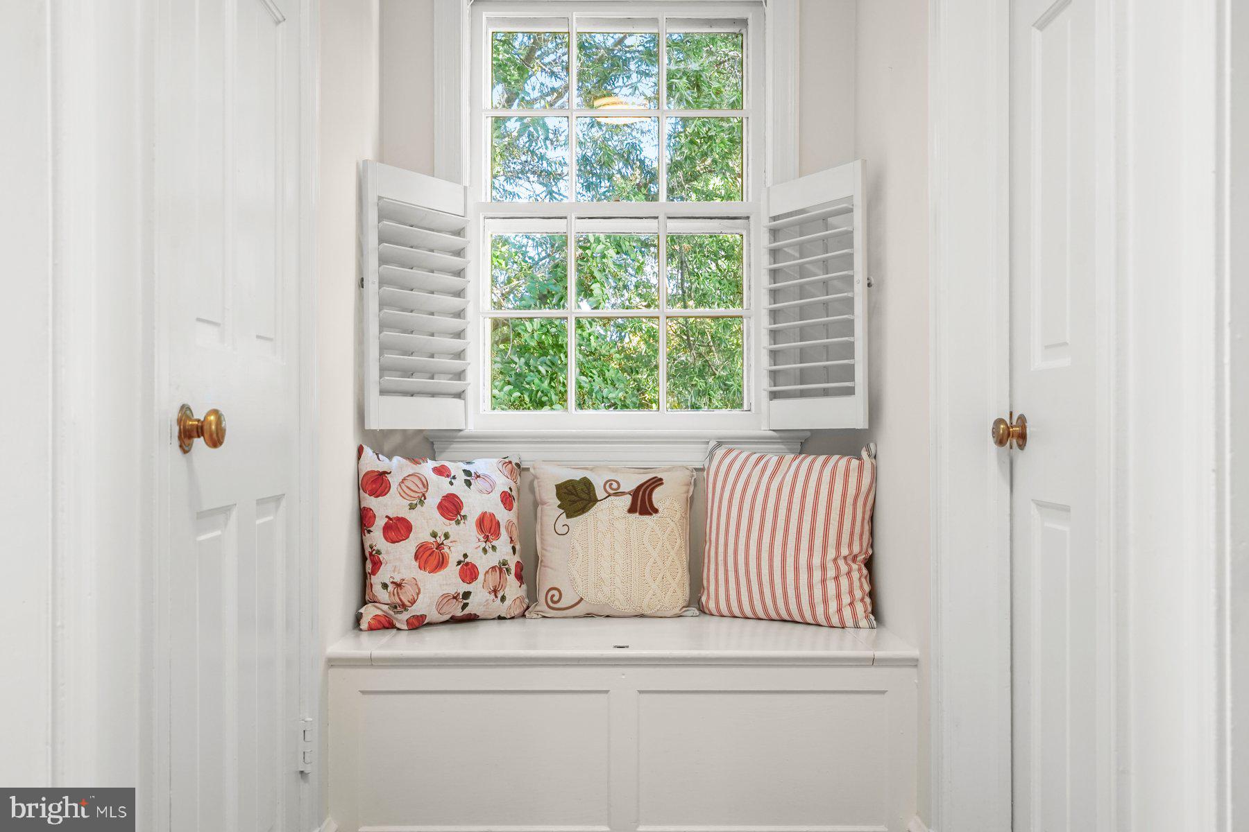 2833 NORTHAMPTON STREET NW