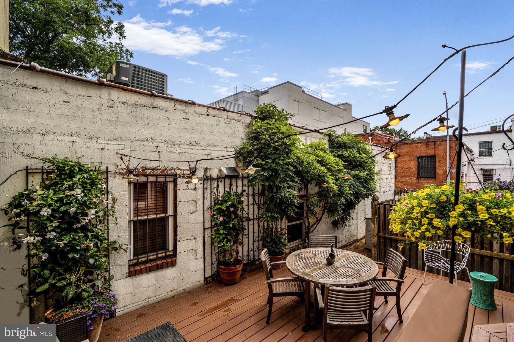 1415 SWANN STREET NW