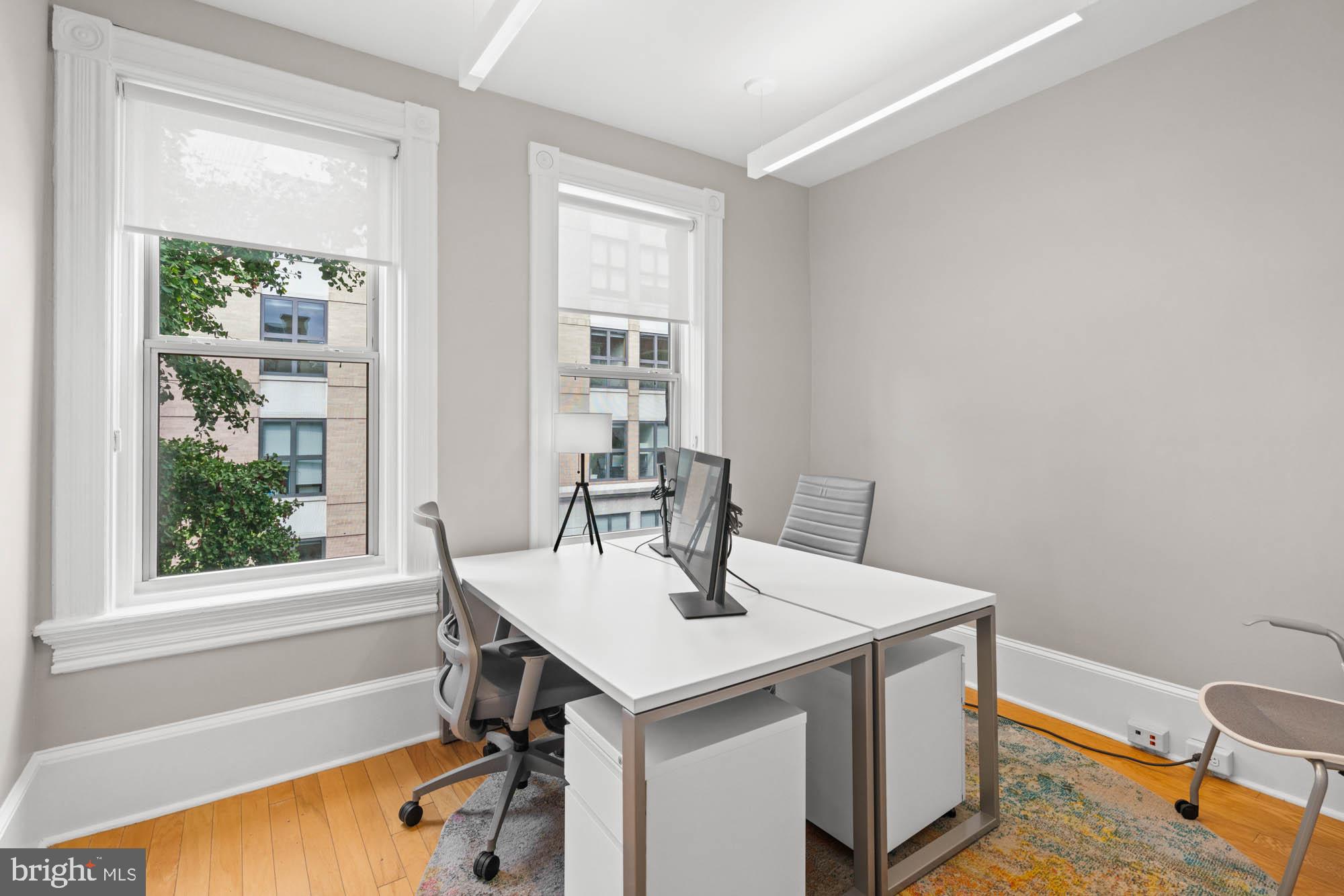 2008 HILLYER PLACE NW