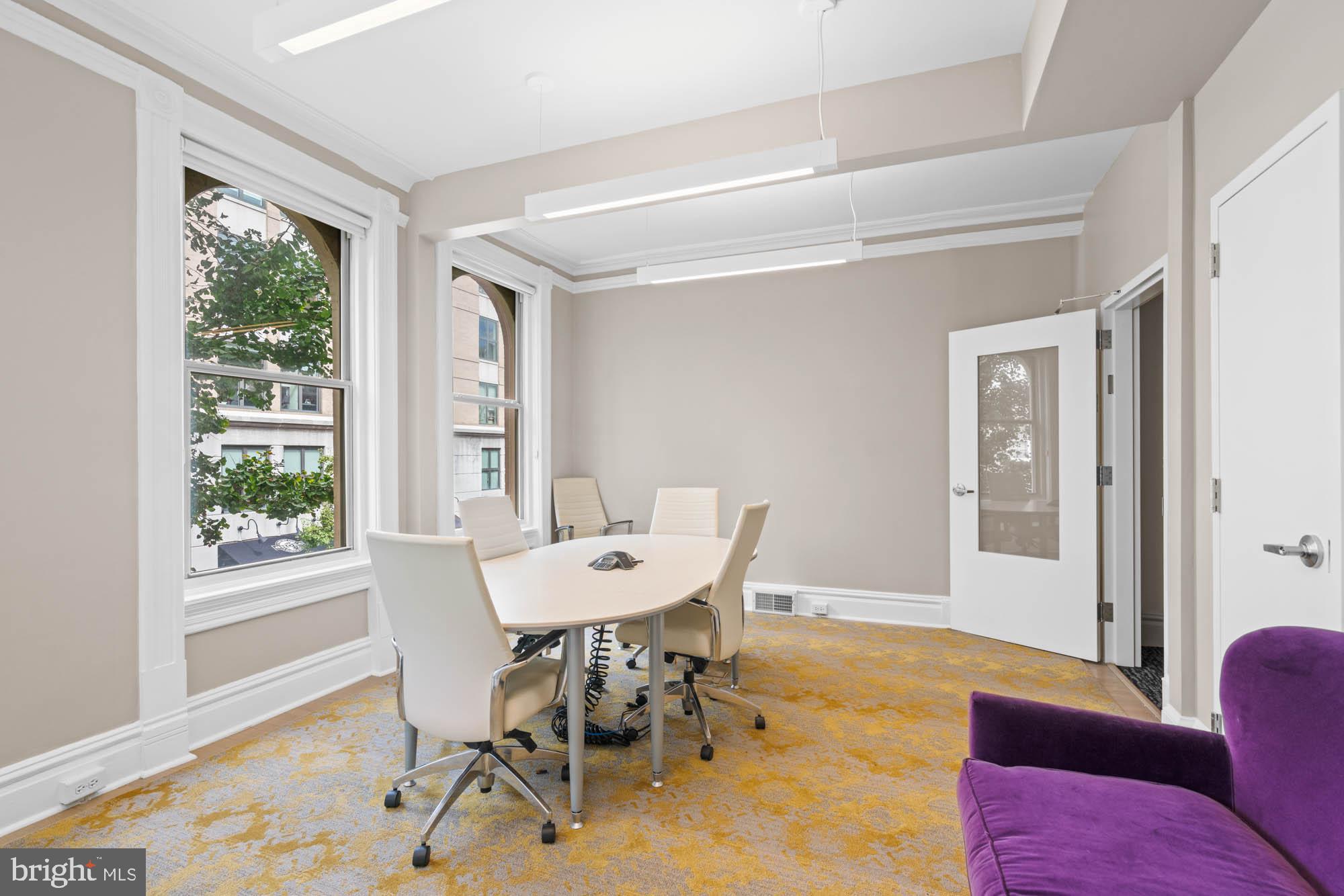 2008 HILLYER PLACE NW