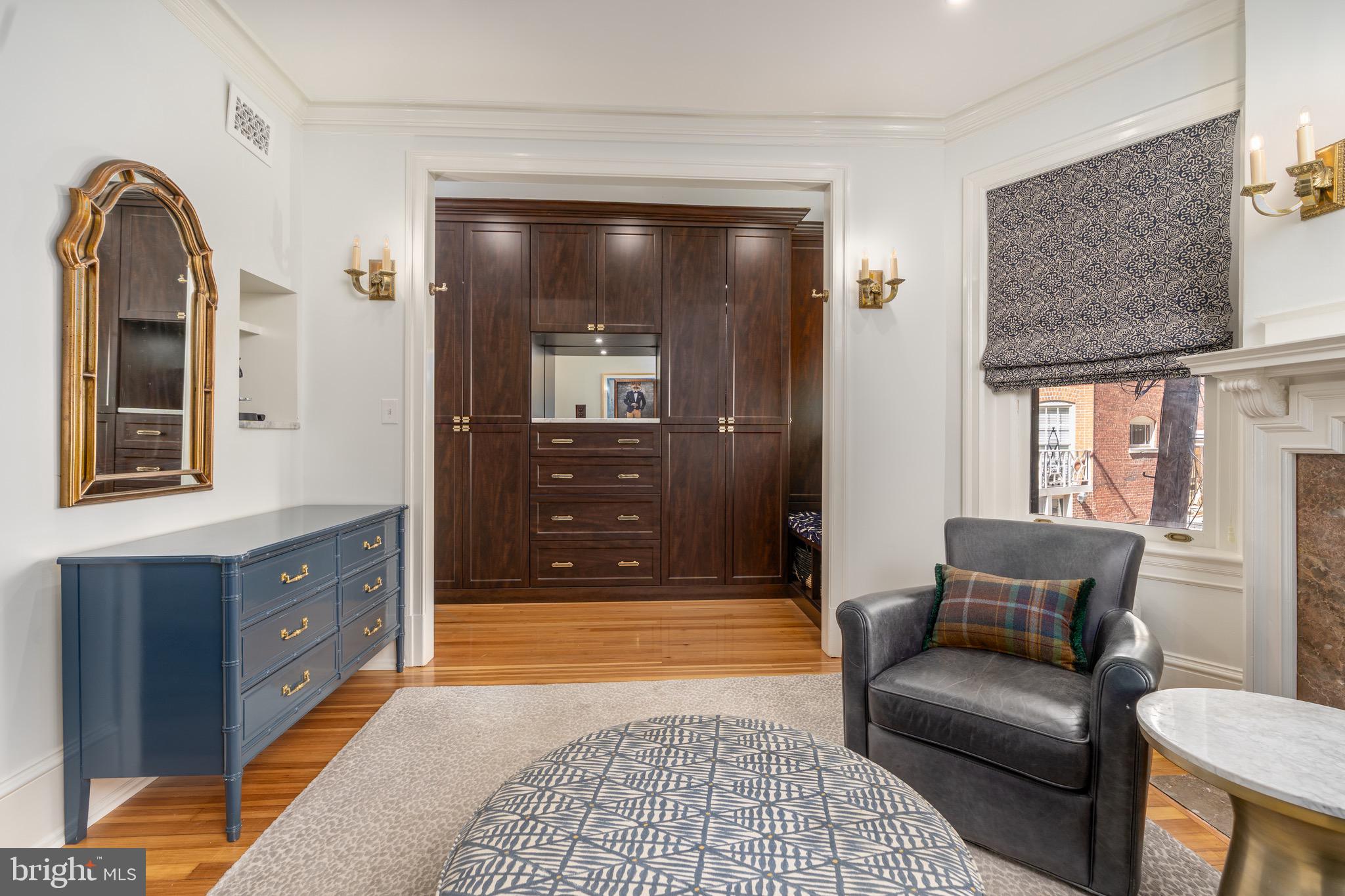 2131 BANCROFT PLACE NW