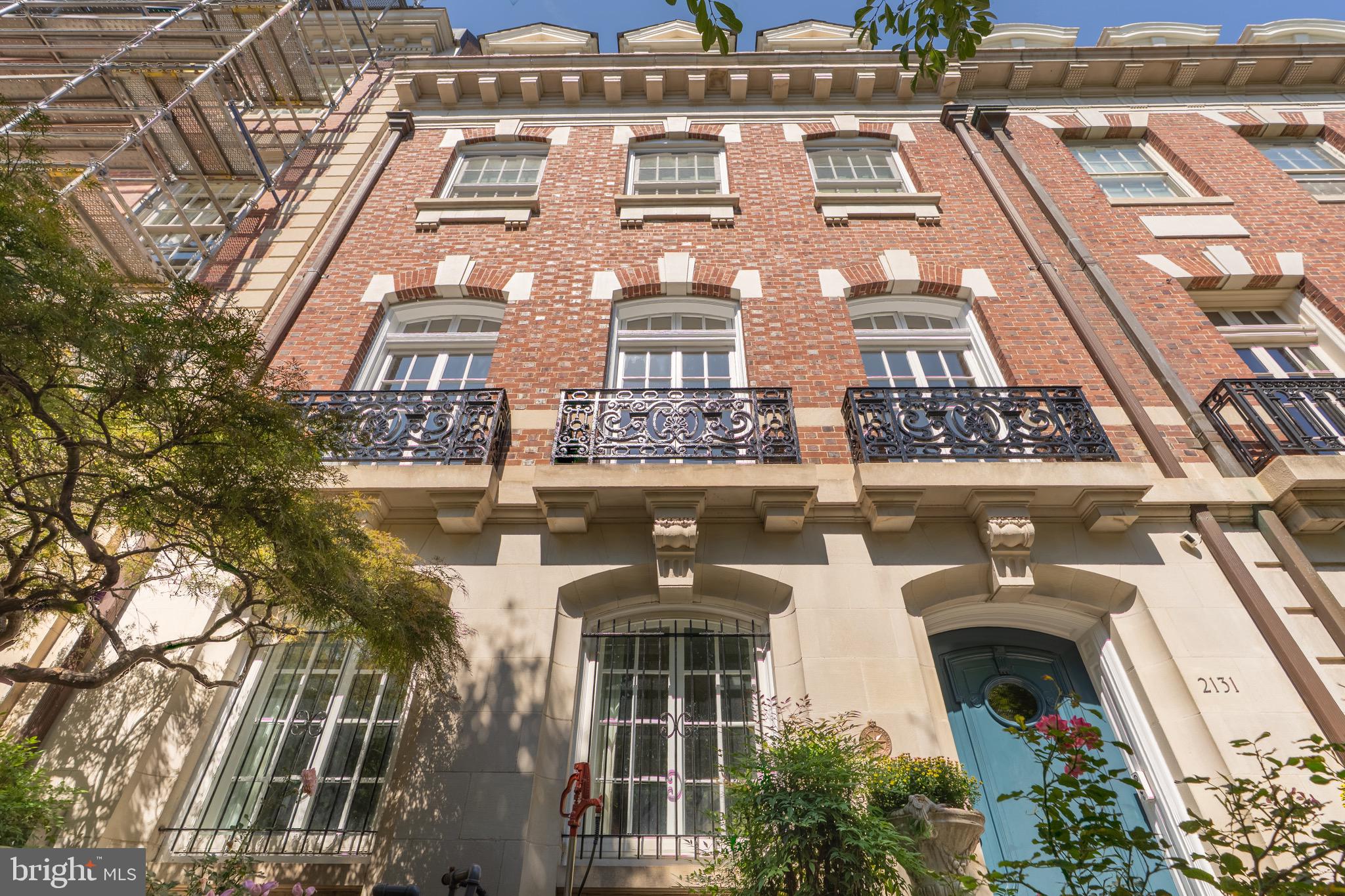 2131 BANCROFT PLACE NW