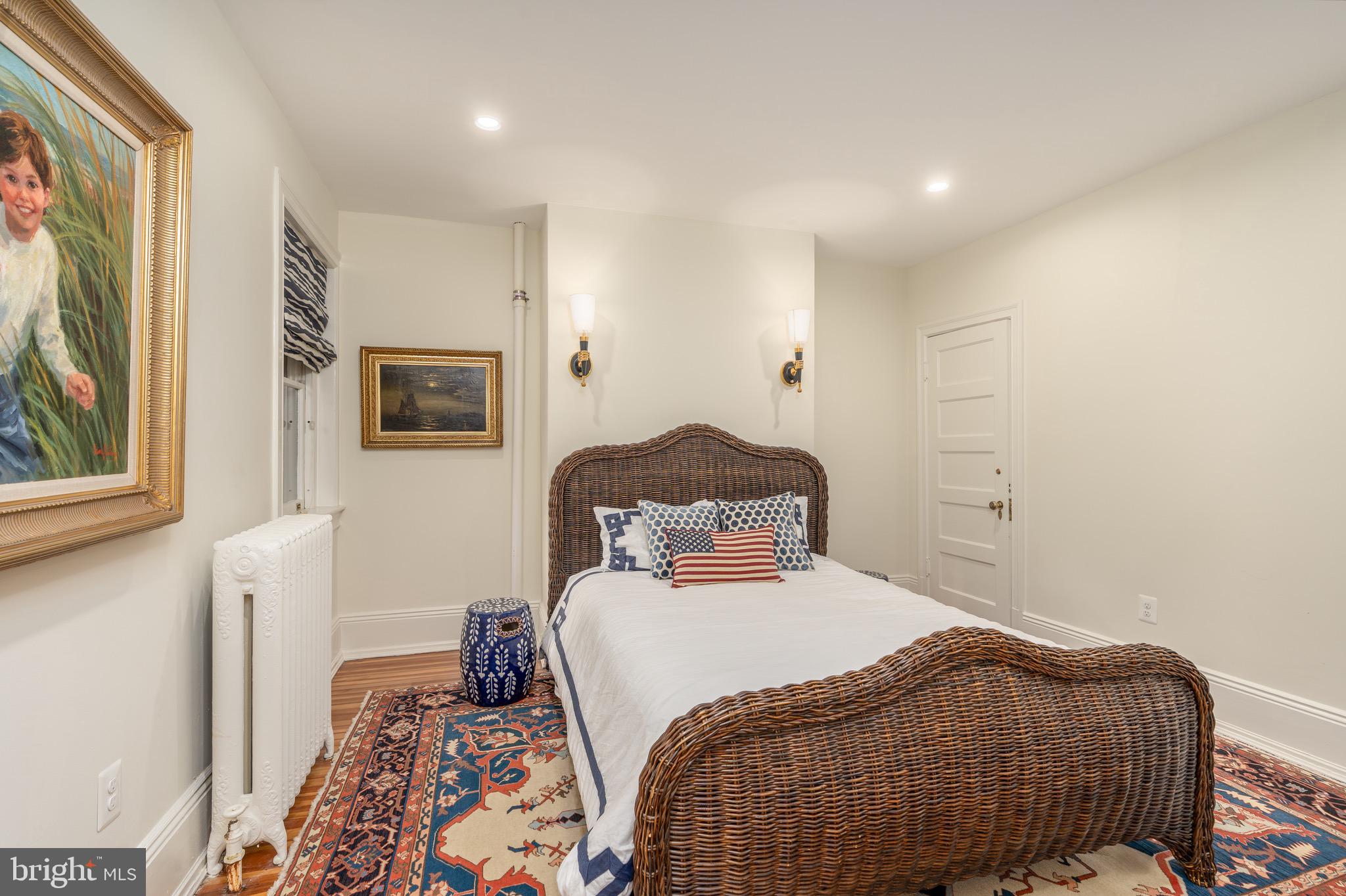 2131 BANCROFT PLACE NW